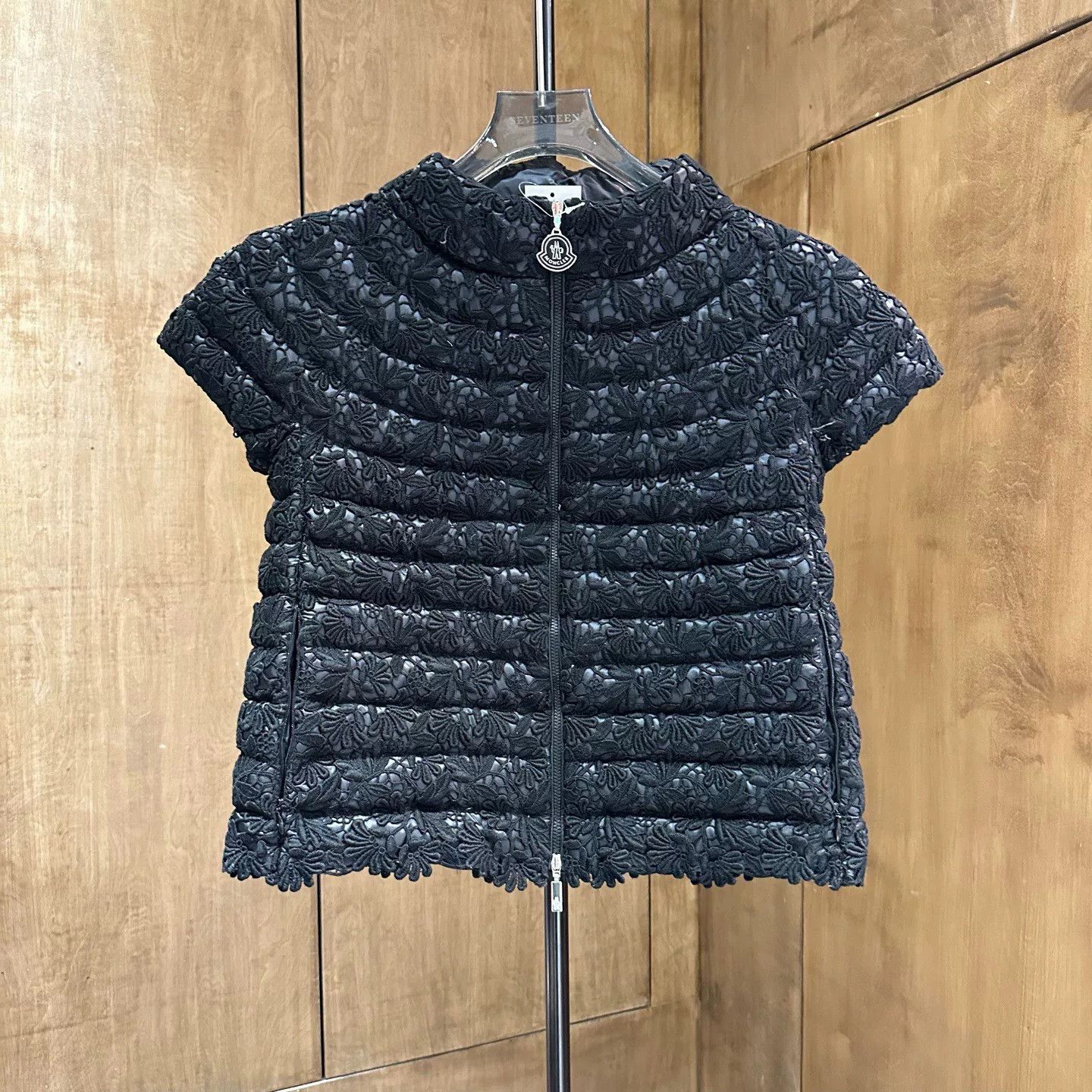 Moncler Moncler Retro Down Black Heavy Coat L Men Size US L / EU 52-54 / 3 - 1 Thumbnail