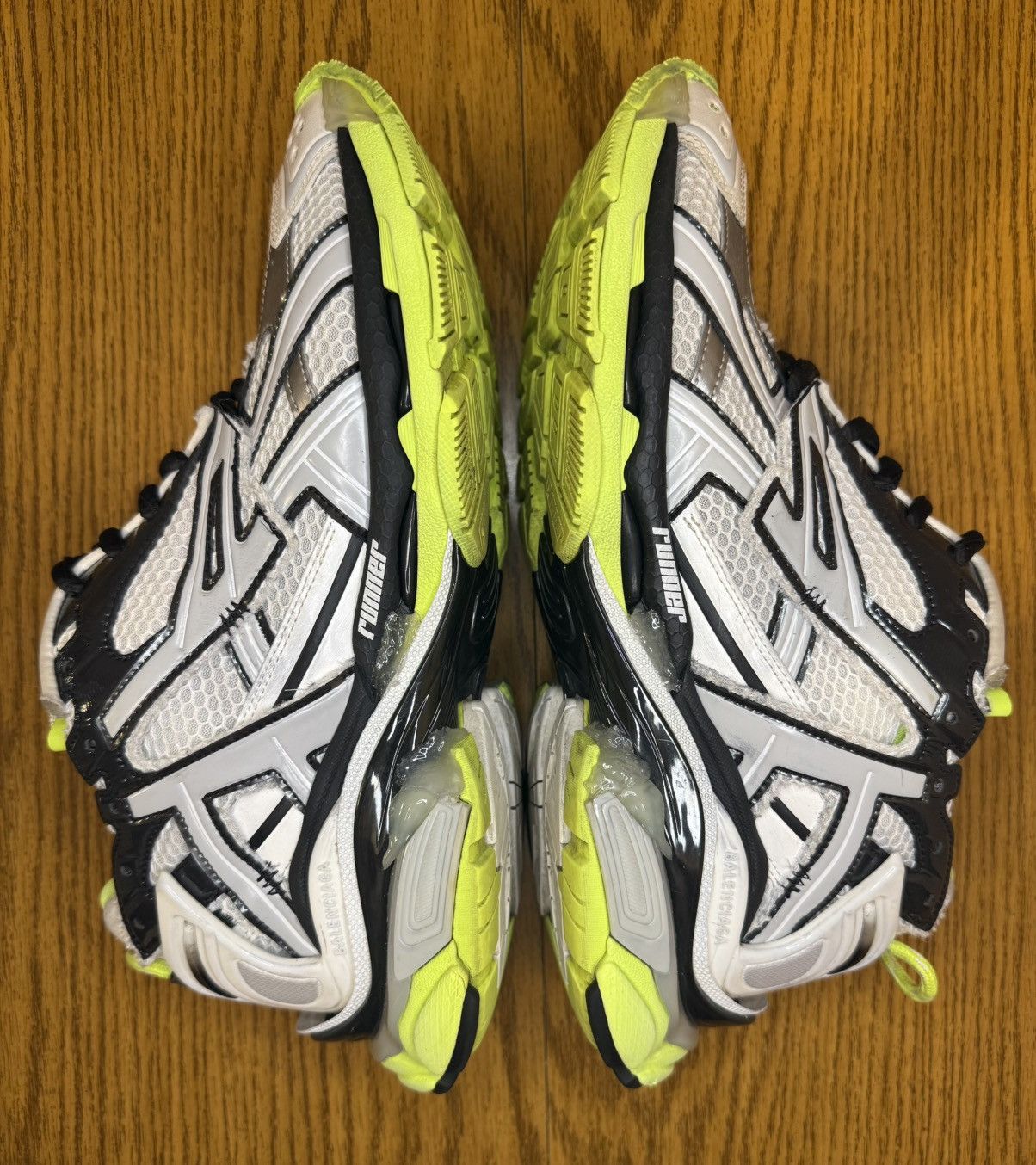 Balenciaga Balenciaga Runner Sneaker (White/Black/Fluo Yellow) Size US 11 / EU 44 - 3 Thumbnail