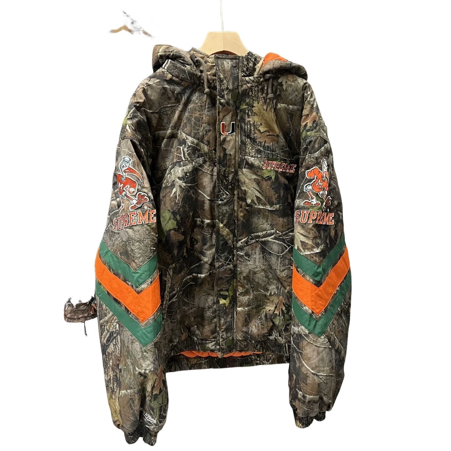 Mitchell & Ness × Supreme Supreme x Mitchell & Ness Camo Puffer Jacket Size XXL Size US XXL / EU 58 / 5 - 1 Thumbnail