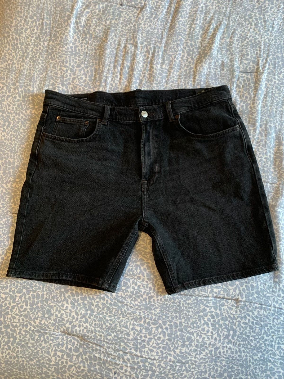 Zara Zara Denim Shorts Size US 34 / EU 50 - 1 Thumbnail