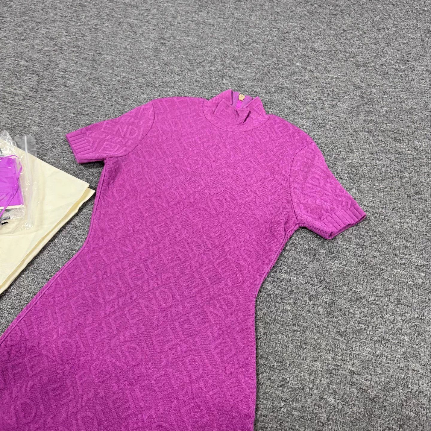 Fendi Fendi x Skims allover FF print dress 36 Mint Size XS / US 0-2 / IT 36-38 - 4 Thumbnail