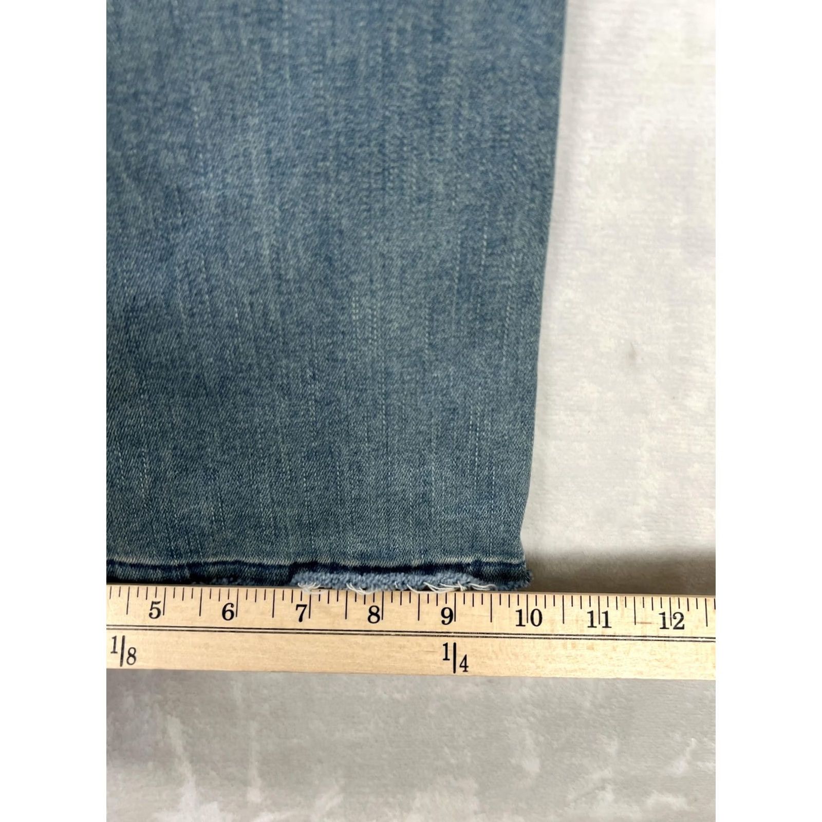 Mossimo Mossimo VTG High Rise Flare Jeans Womens 6 /28 R Blue Denim Stretch Distressed 5-Pocket Zipper Fringed Hem Yellow? Size 28" / US 6 / IT 42 - 3 Thumbnail