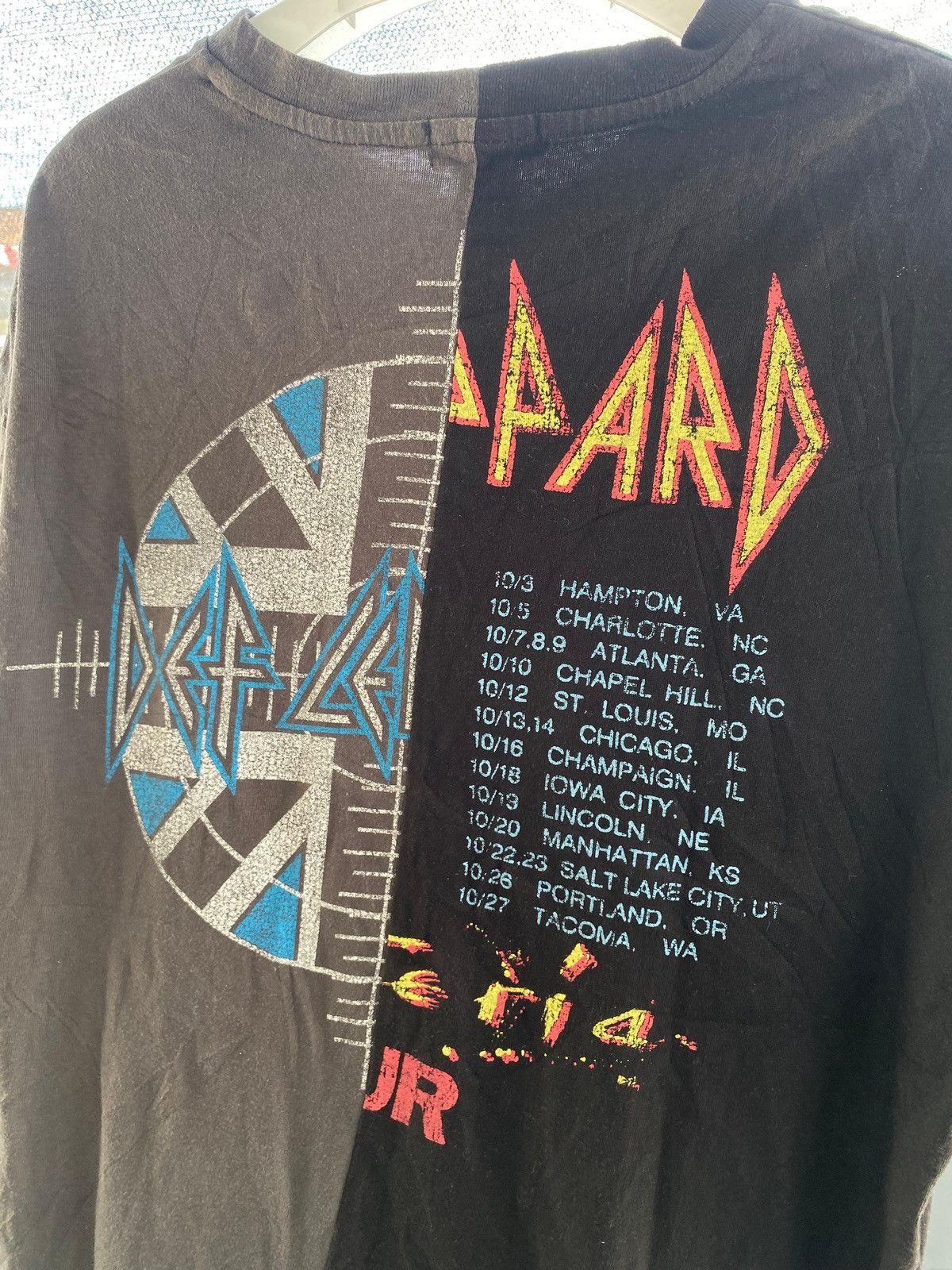 Band Tees def leppard band tshirt Size US L / EU 52-54 / 3 - 5 Thumbnail