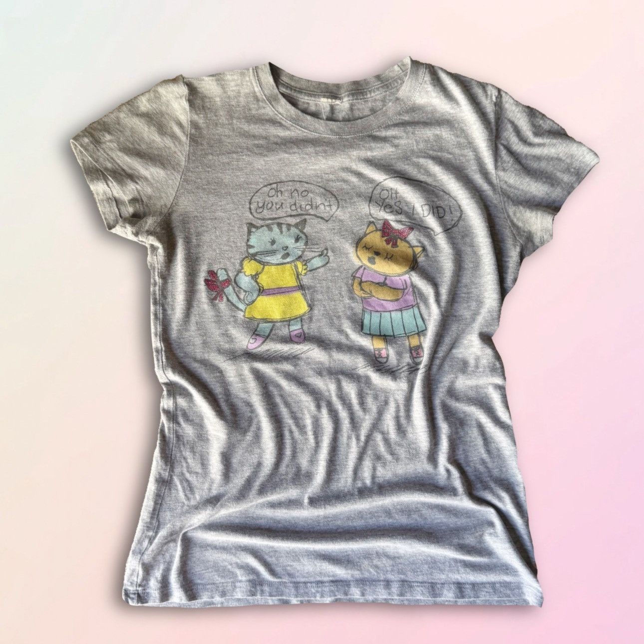 Vintage Retro, Y2K, Sassy Kitty Cat, Fitted Tee Size M / US 6-8 / IT 42-44 - 1 Thumbnail