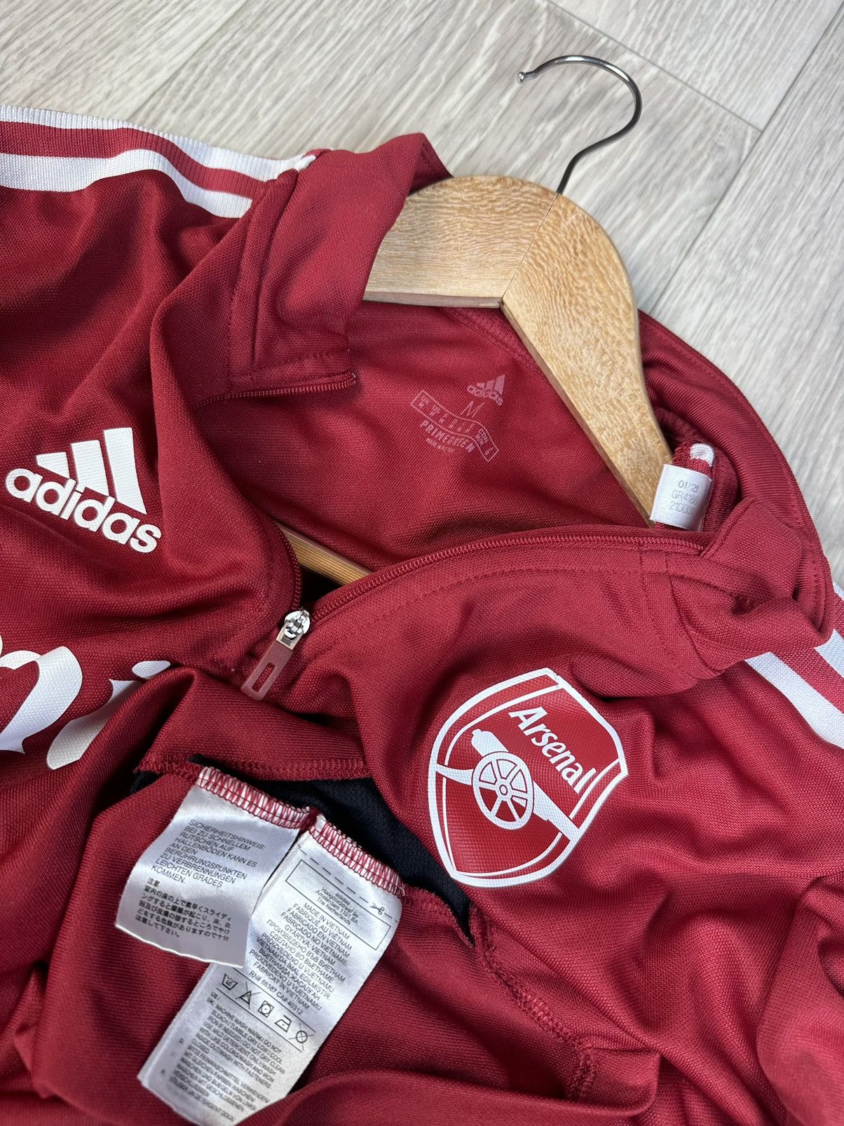 Adidas Arsenal 2021 long sleeve shirt jersey soccer pullover adidas Size US M / EU 48-50 / 2 - 8 Thumbnail