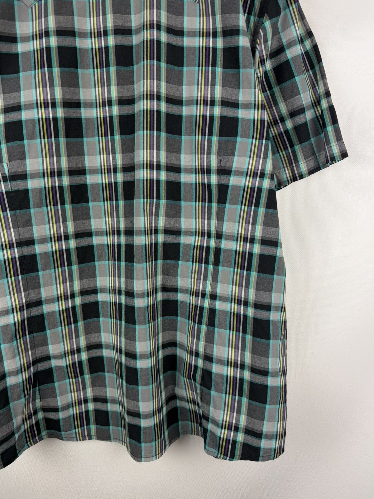 Oakley Oakley Short Sleeve Checked Western Outdoor Button Up Shirt Size US XL / EU 56 / 4 - 20 Thumbnail