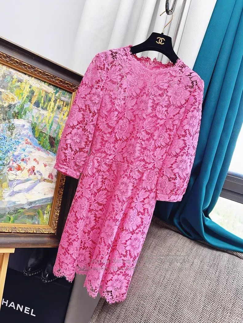 Valentino Valentino Water-soluble lace flower dress Size M / US 6-8 / IT 42-44 - 1 Thumbnail