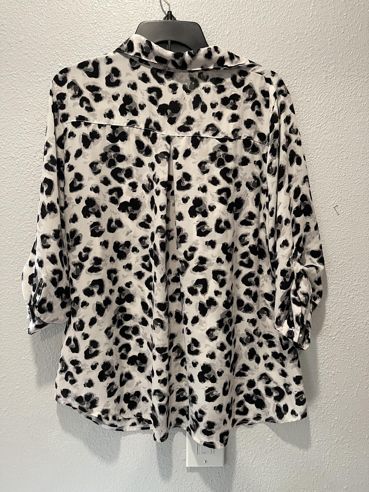 Russell Athletic Rosse Women's Black and White Leopard Print Button-Up Shirt, Size S / US 4 / IT 40 - 3 Thumbnail