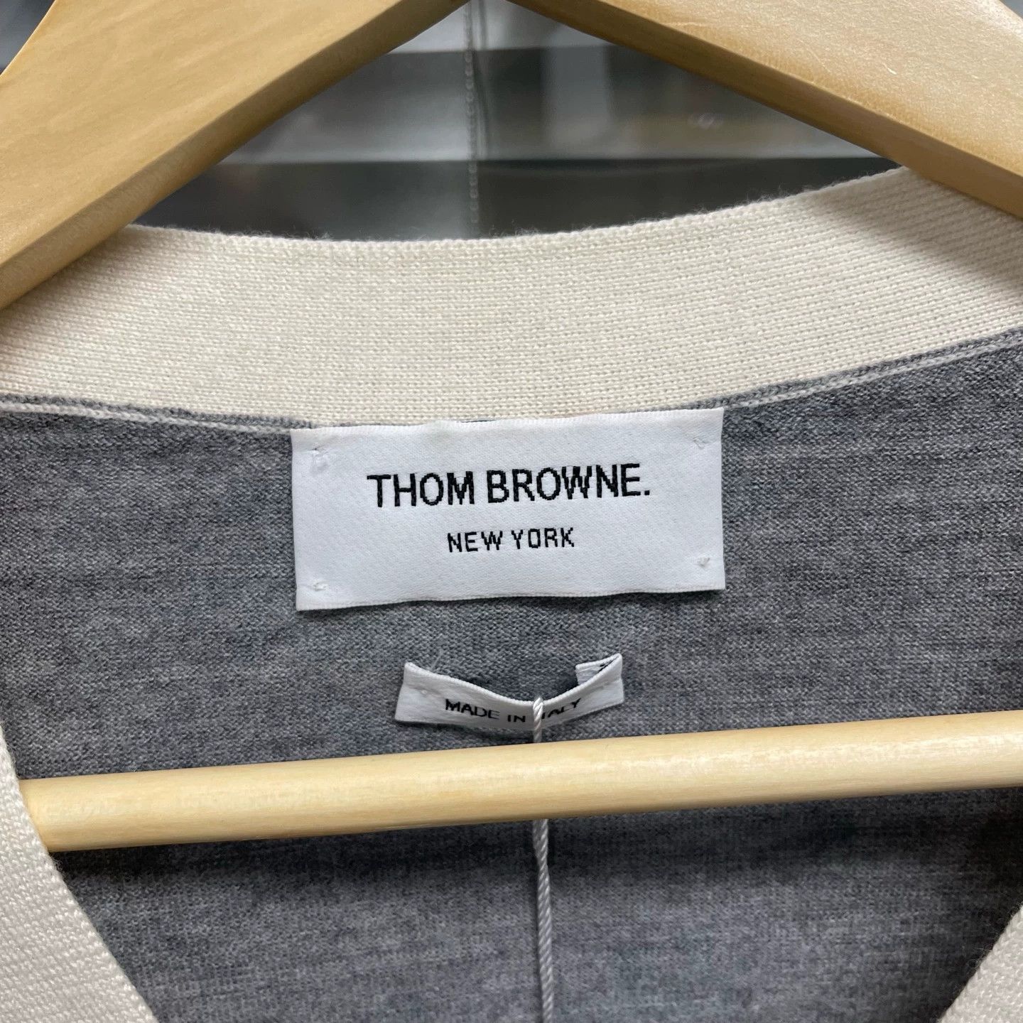 Thom Browne Thom Browne 4-bar gray panel cardigan 38 mint Size S / US 4 / IT 40 - 3 Thumbnail