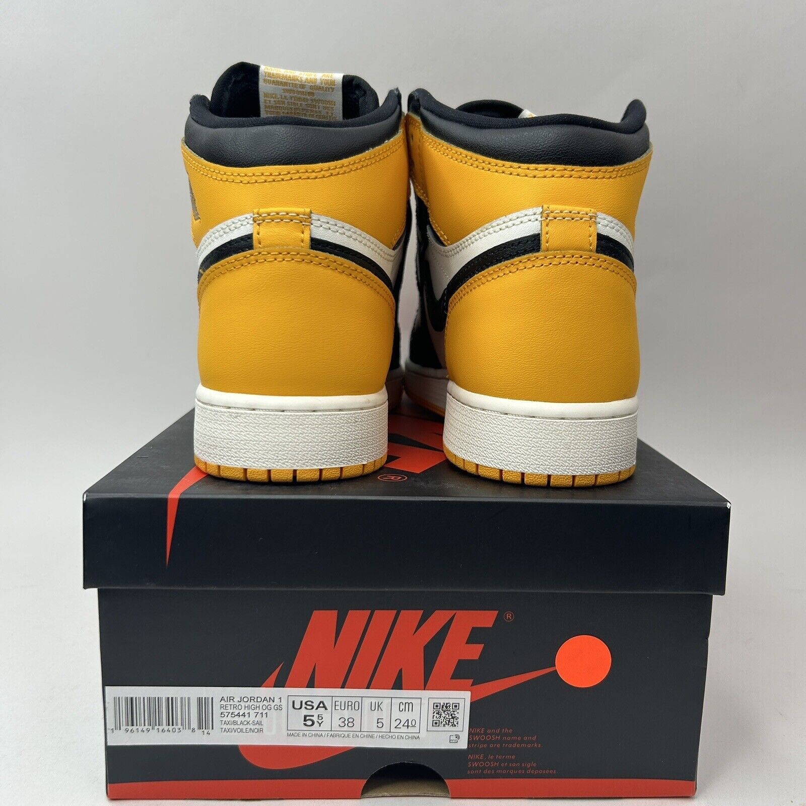 Nike Nike Air Jordan 1 Retro High OG GS “Yellow Toe/Taxi” 2023 Size US 7 / IT 37 - 4 Thumbnail