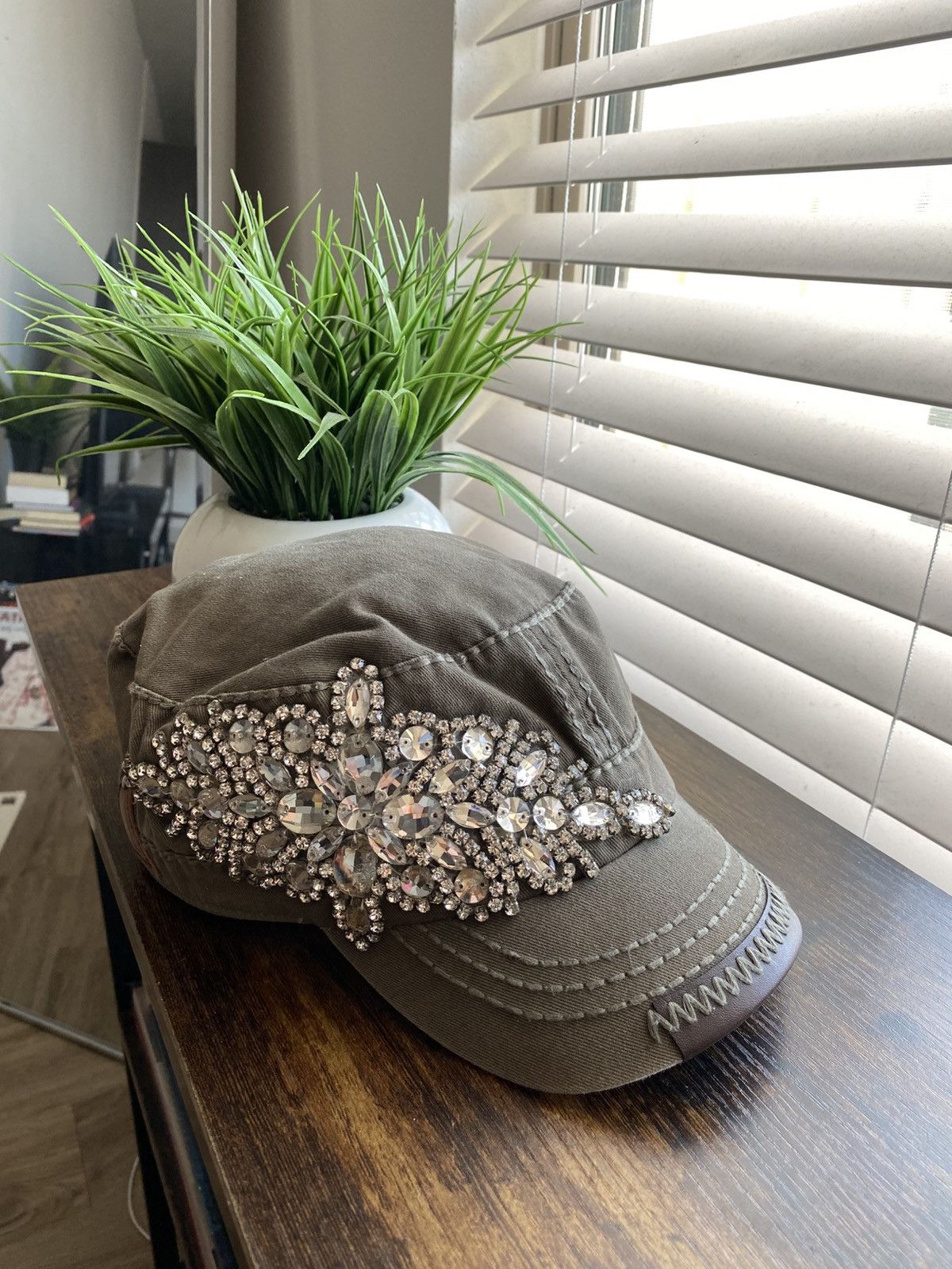 Other Y2K Crystal Embellished Army Hat Size ONE SIZE - 1 Thumbnail