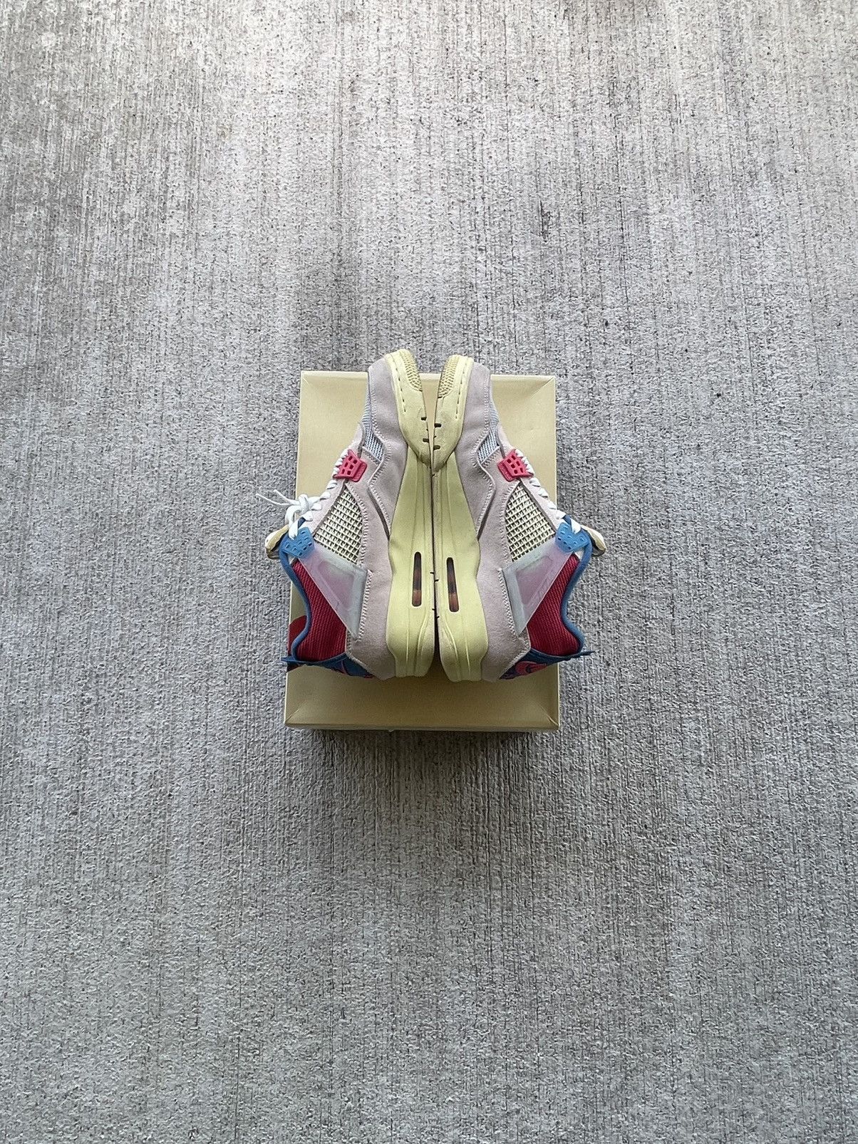 Jordan Brand jordan 4 retro union guava ice (basically new) Size US 10.5 / EU 43-44 - 3 Thumbnail