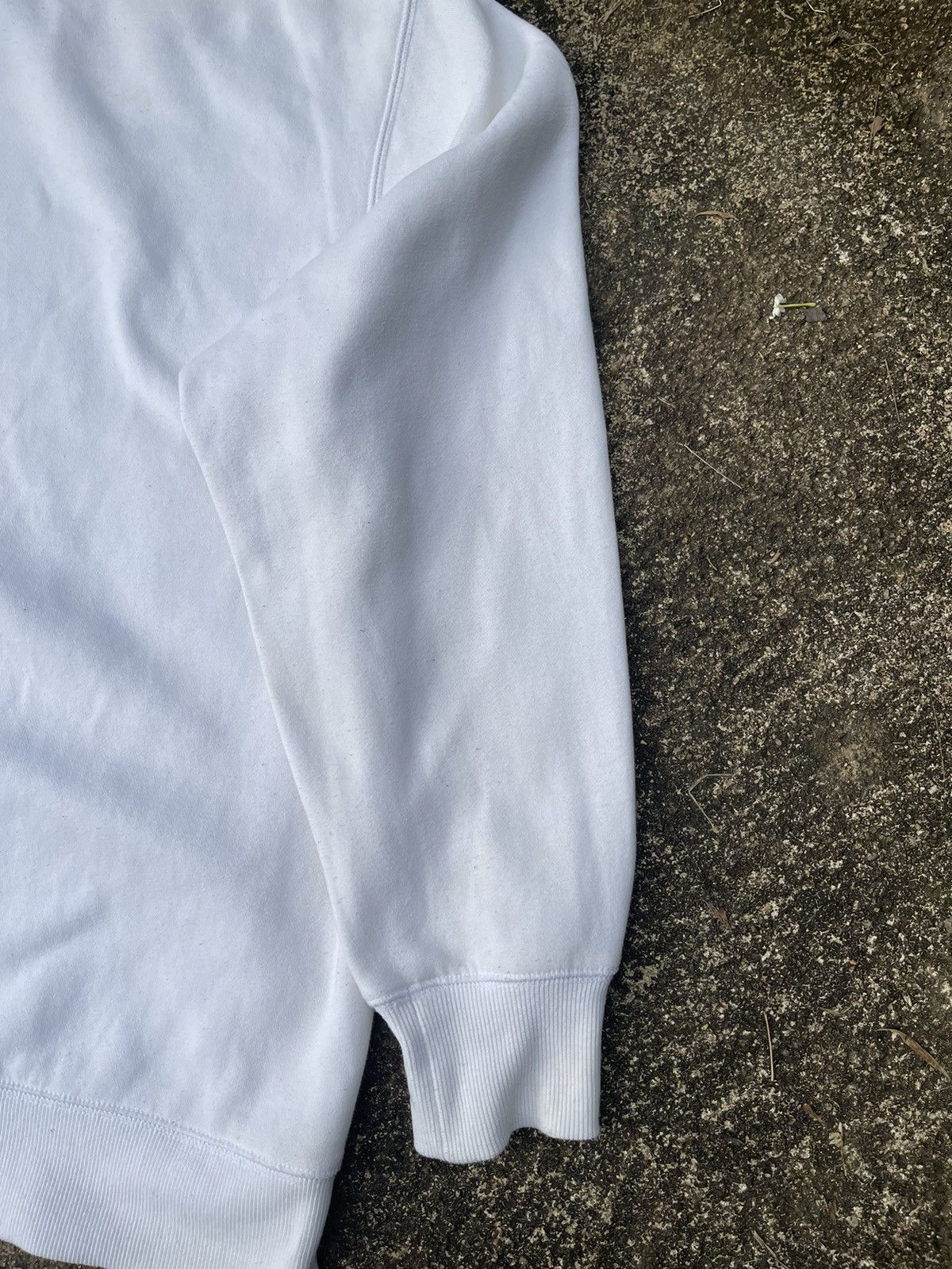 GU × Jun Takahashi × Undercover GU Undercover "Freedom Noise" Sweatshirt (White) Size US L / EU 52-54 / 3 - 14 Thumbnail