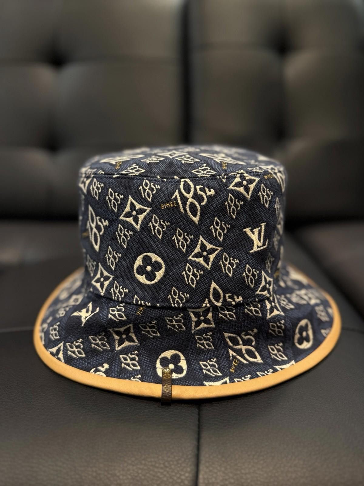 Louis Vuitton Louis Vuitton Monogram Jacquard Shine 1854 Bucket Hat Size ONE SIZE - 6 Thumbnail
