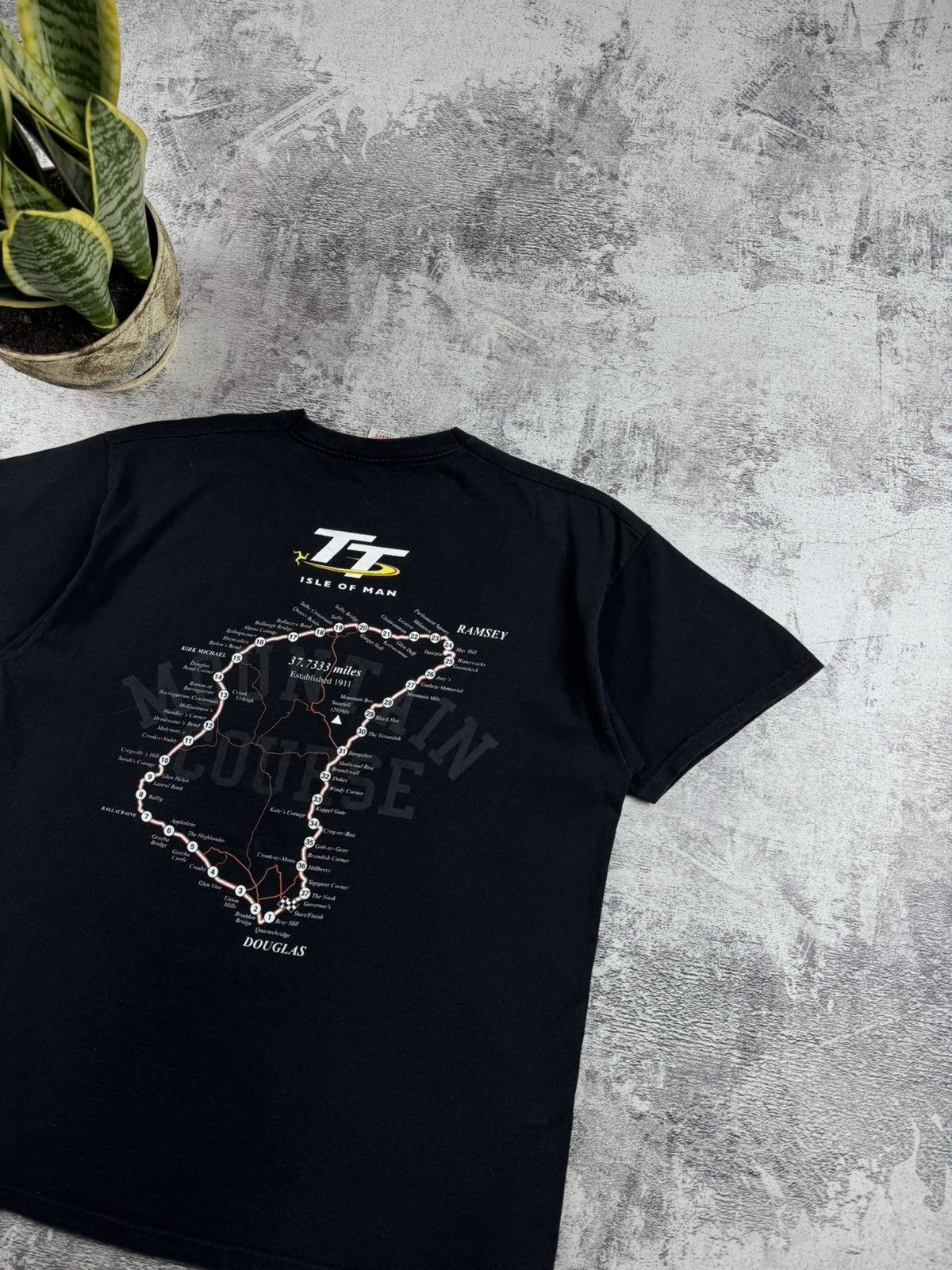 Other ISLE OF MAN Honda Bike 90S Delray Formula 1 T Shirt Tee Size US XL / EU 56 / 4 - 12 Thumbnail