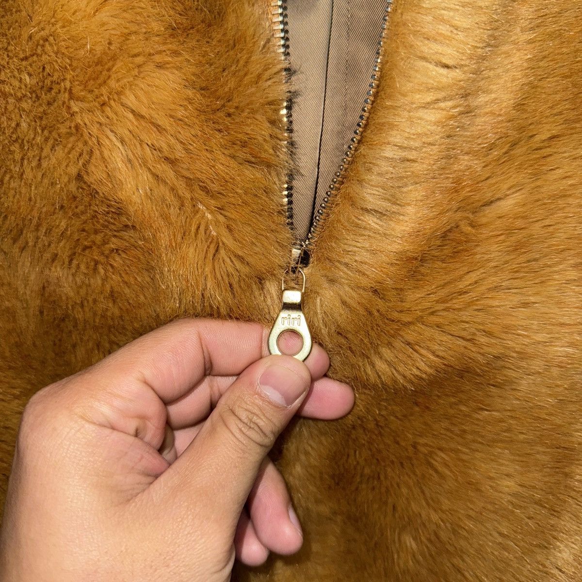 A.P.C. Vintage A.P.C Brown Shaggy Fur Hoodie RIRI ZIPPERS Size US M / EU 48-50 / 2 - 3 Thumbnail