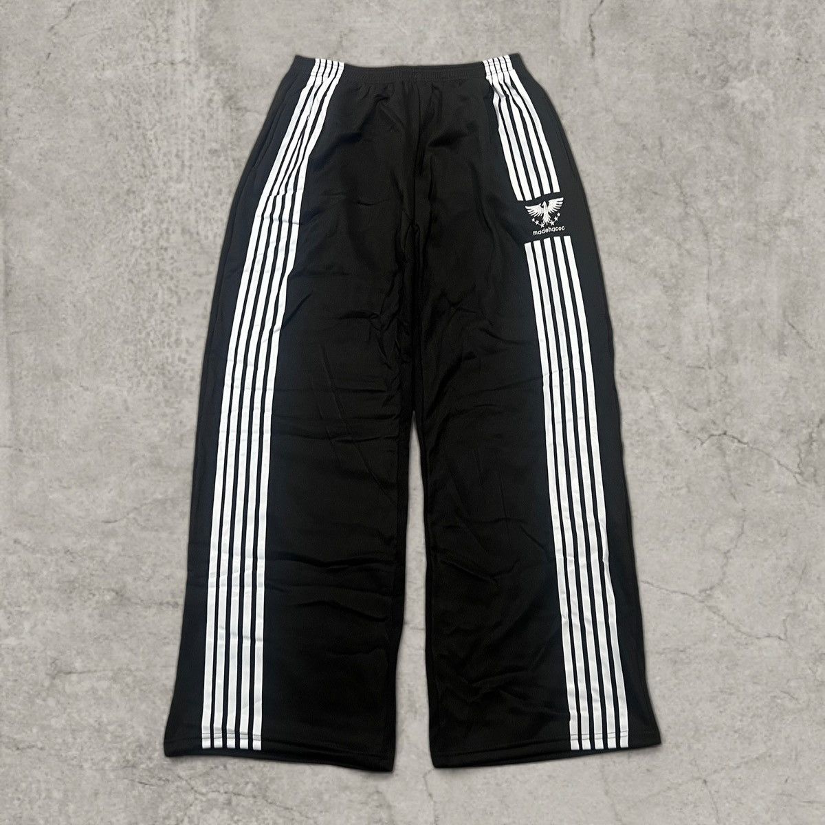 Japanese Brand Incredible baggy wide leg Korean joggers in black. Size M Size US 32 / EU 48 - 1 Thumbnail