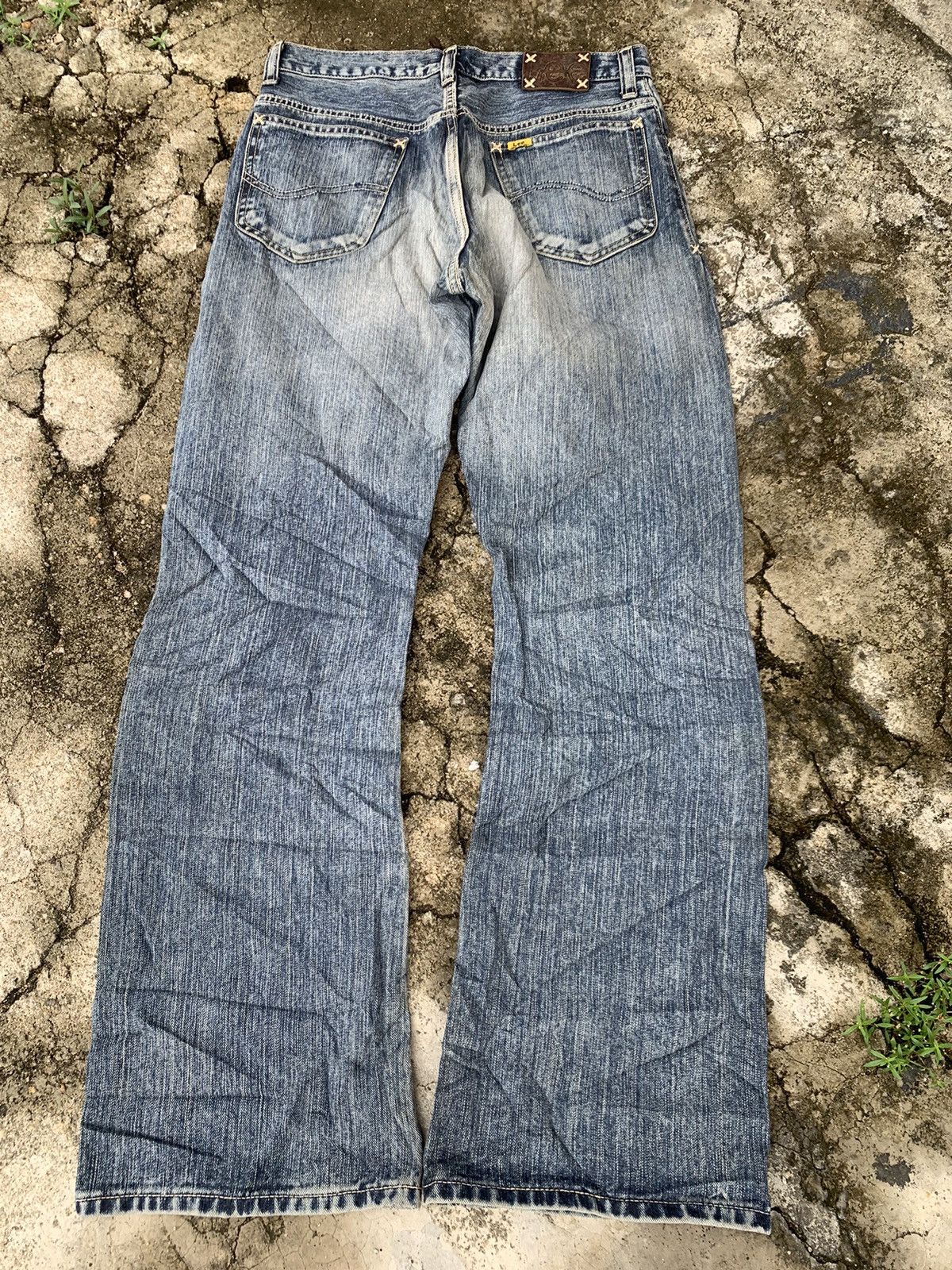 Lee Vintage 90s Flared Lee Faded Blue Jeans. Size US 31 - 5 Thumbnail