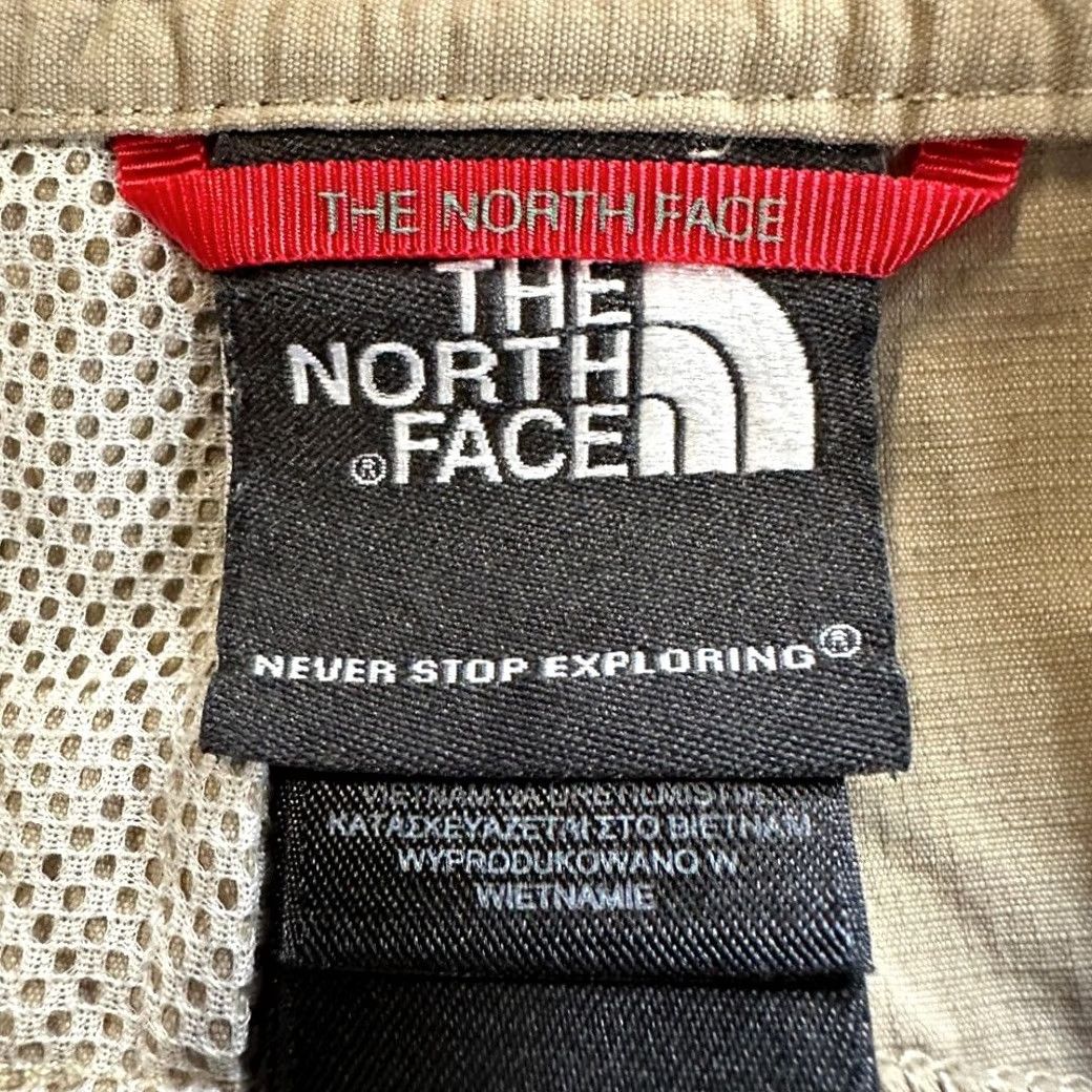The North Face The North Face Shorts Mens 32 Beige Cargo Hiking Tan Nylon Flat Front Outdoor Size US 32 / EU 48 - 3 Thumbnail