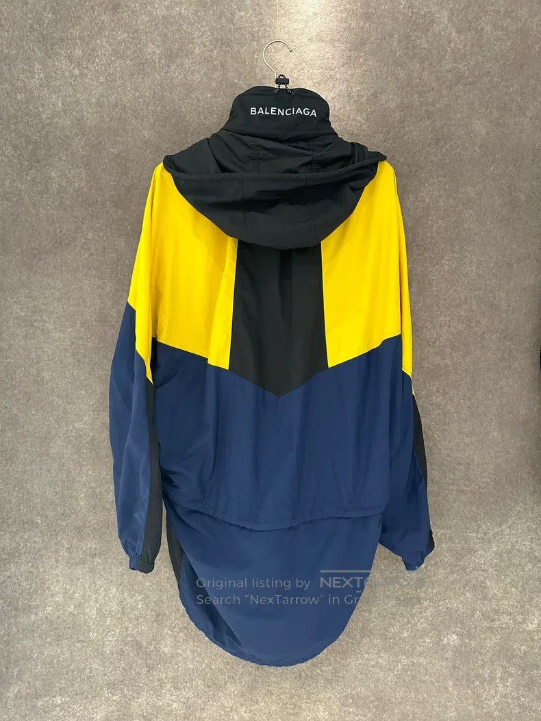 Balenciaga Balenciaga Windbreaker Jacket Size US S / EU 44-46 / 1 - 2 Thumbnail