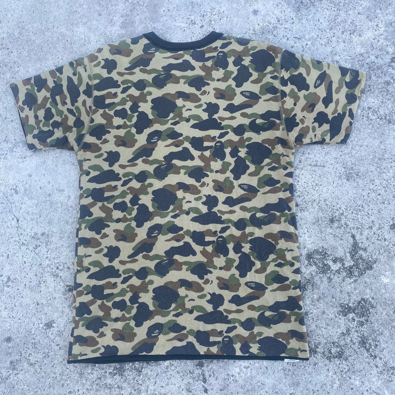 Bape Vintage Bathing Ape Camo Riversible Tshirt Size US M / EU 48-50 / 2 - 2 Thumbnail