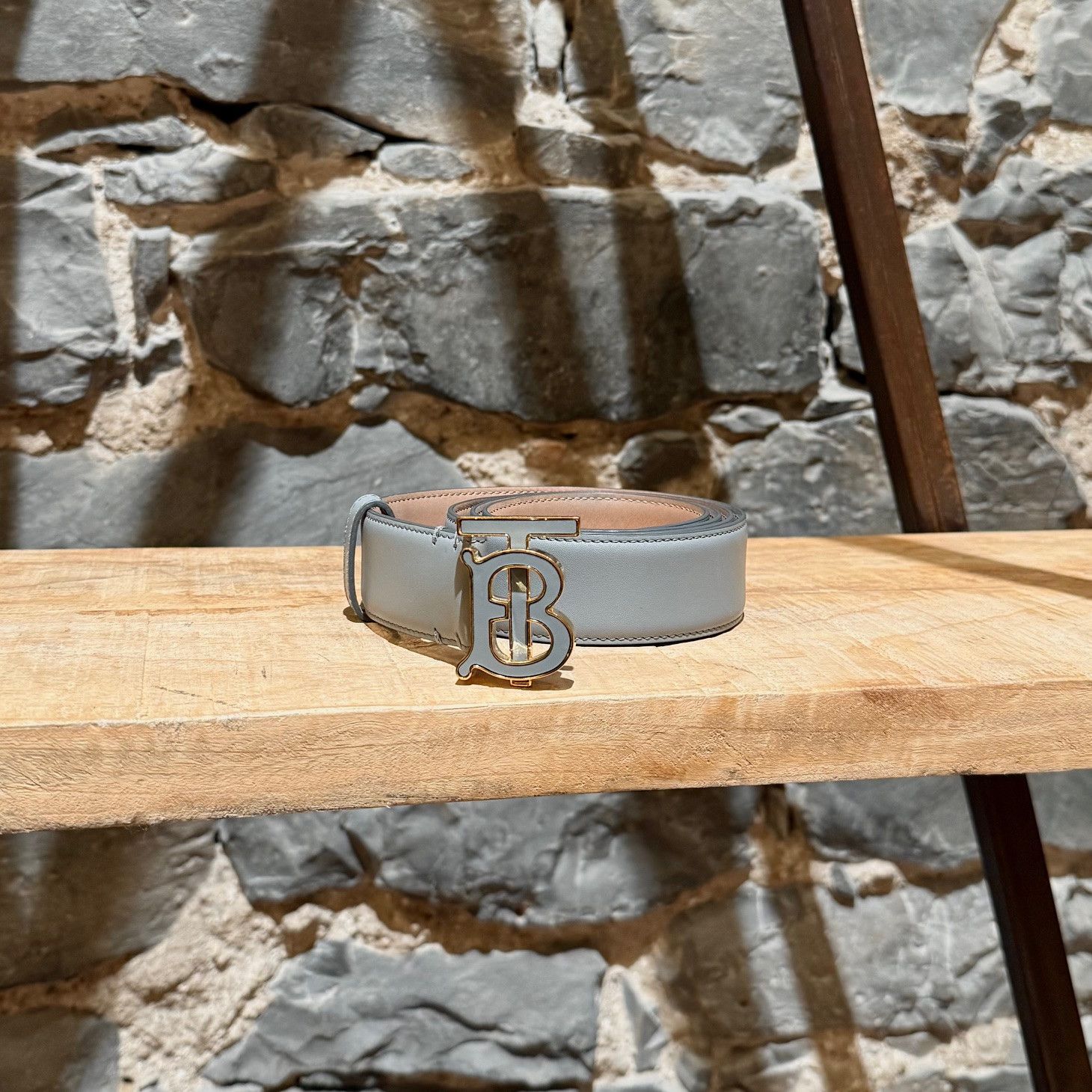Burberry Burberry TB Grey Leather Logo 35mm Belt Size ONE SIZE - 1 Thumbnail