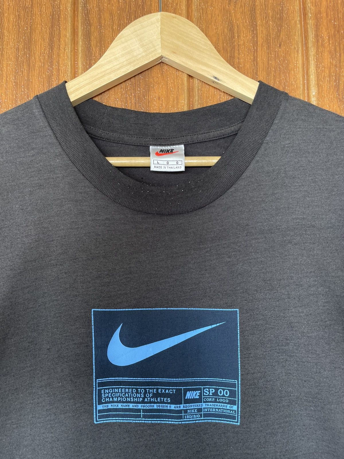 Nike Vintage’90s Sun Faded🔥NIKE🔥Swoosh Corp Logo Black T Size US L / EU 52-54 / 3 - 2 Thumbnail