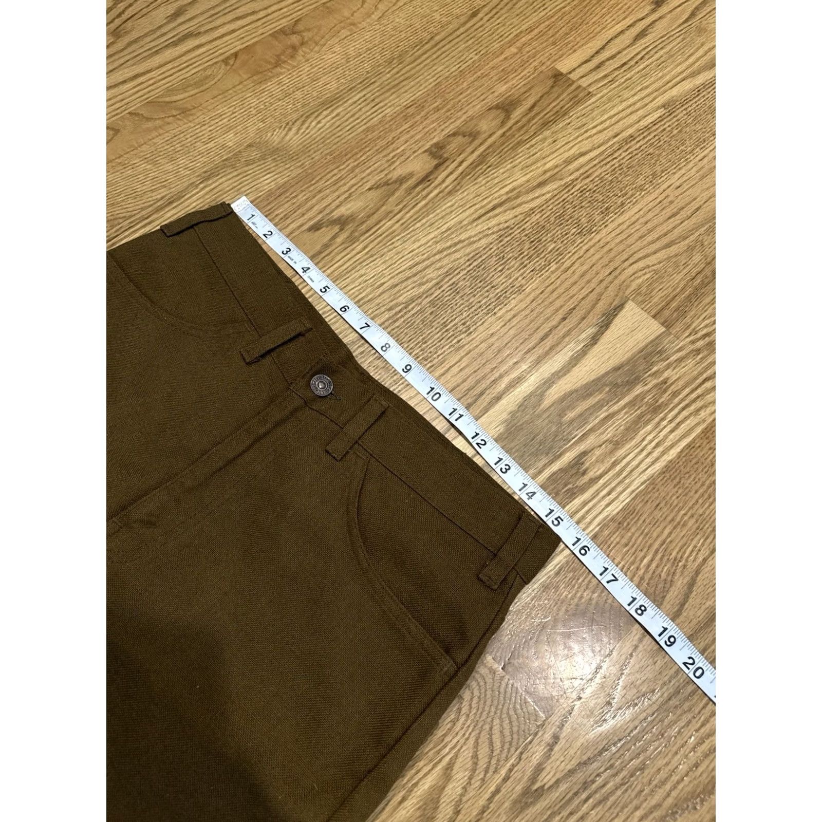Levi's VINTAGE Levi’s Sta Prest Short Shorts Regular 31 Brown Zip Hemmed Mens Shorts 80s Retro USA Talon Size US 31 - 6 Thumbnail