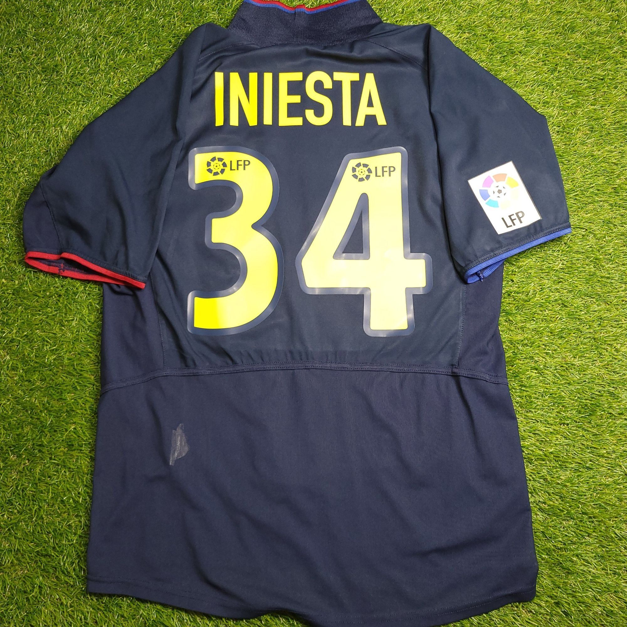 Nike Iniesta Barcelona PLAYER ISSUE 2002 2003 Soccer Away Jersey Size US M / EU 48-50 / 2 - 1 Thumbnail