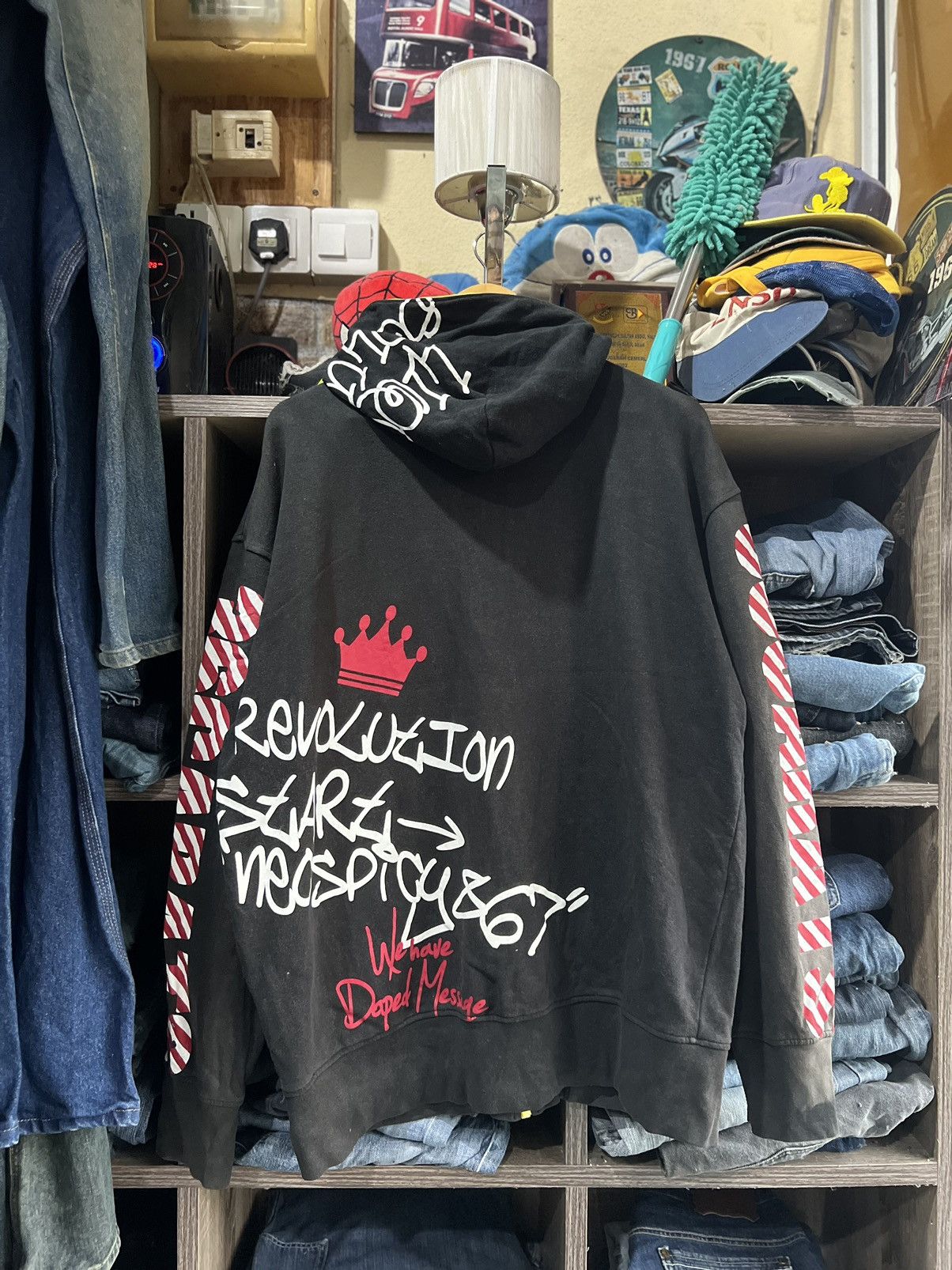 Japanese Brand 🔥Sun Faded Defective Struct 36 Carats Patches Hoodie Size US XL / EU 56 / 4 - 3 Thumbnail