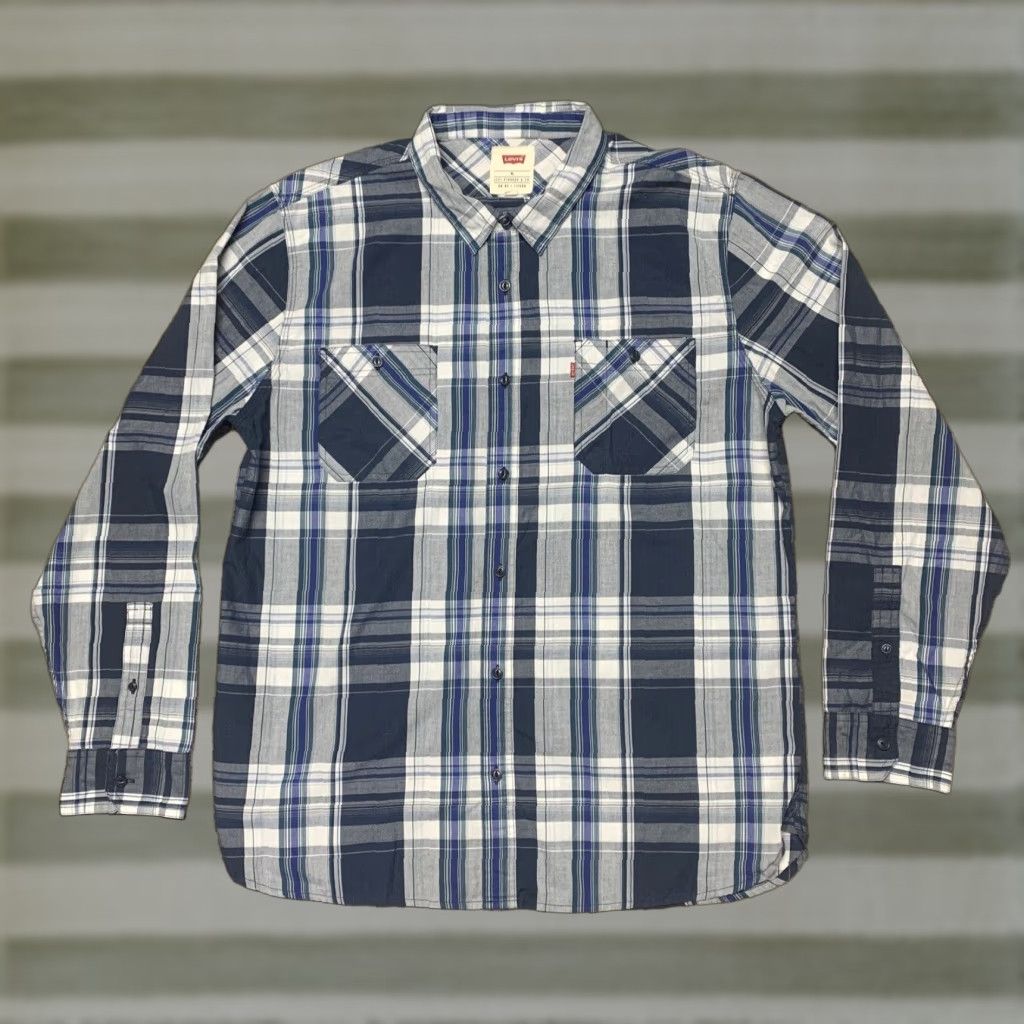 Levi's Levi’s Shirt Mens Button-Down 2 Front Pockets XL Blue Multi-Color Plaid Shirt Mens XL Blue Plaid Size US XL / EU 56 / 4 - 1 Thumbnail