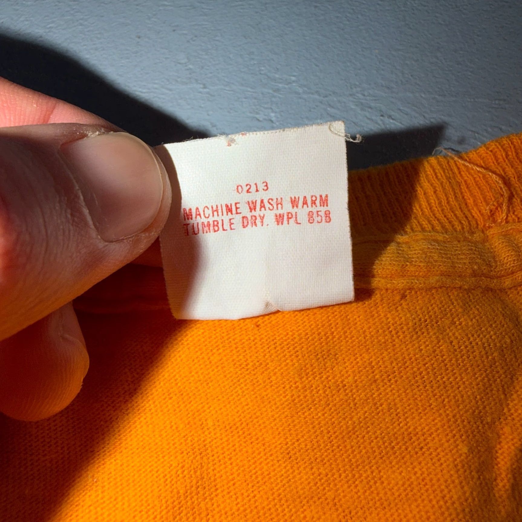 Vintage VINTAGE Healthknit T-Shirt 70s 80s 90s Harry Honolulu Hawaii Burger Graphic Solid Orange XL Mens Short Sleeve Crew Neck Size US XL / EU 56 / 4 - 6 Thumbnail
