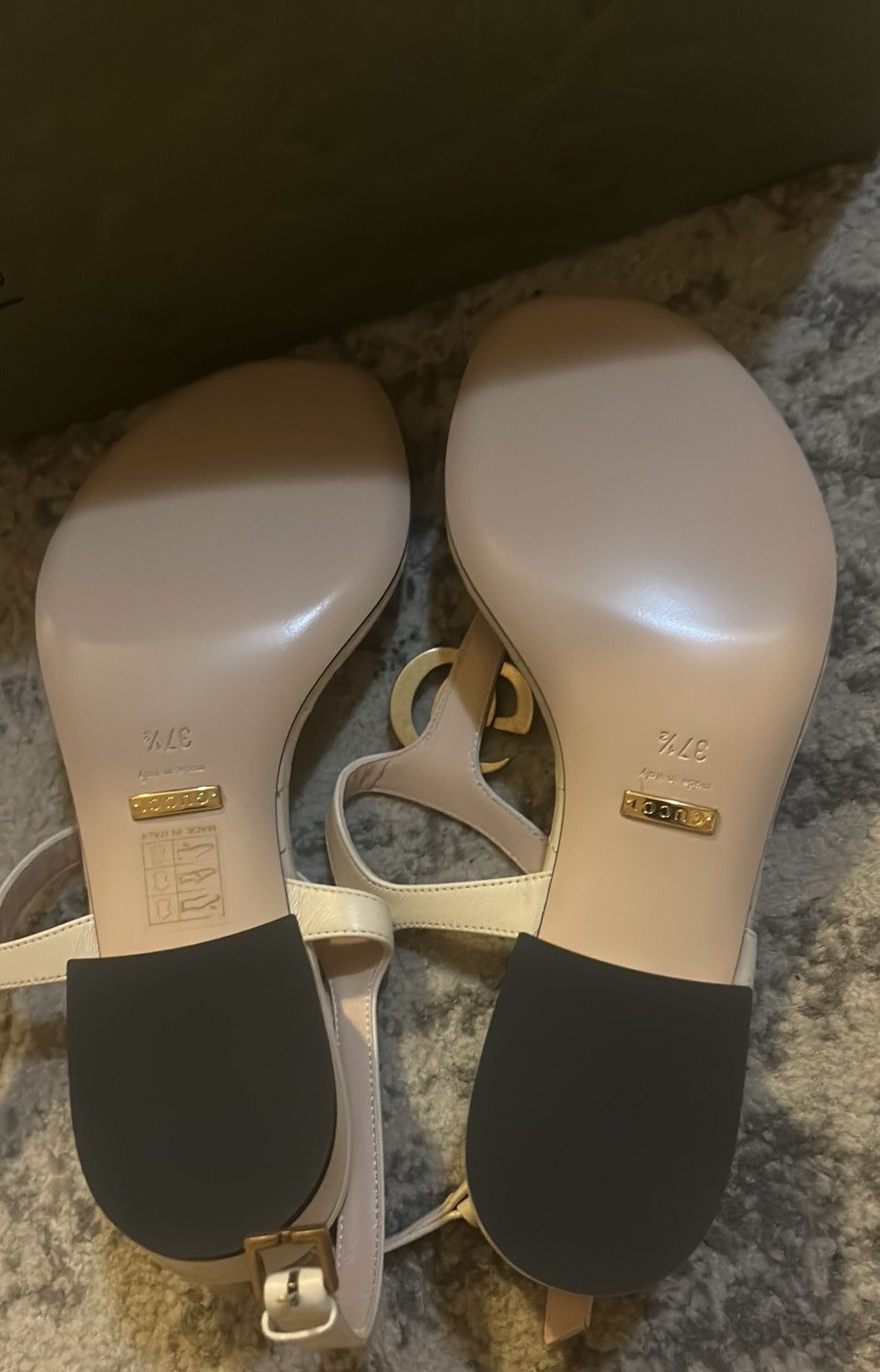 Gucci Gucci Double G Thong Sandal Nappa Mystic White Size US 7 / IT 37 - 4 Thumbnail