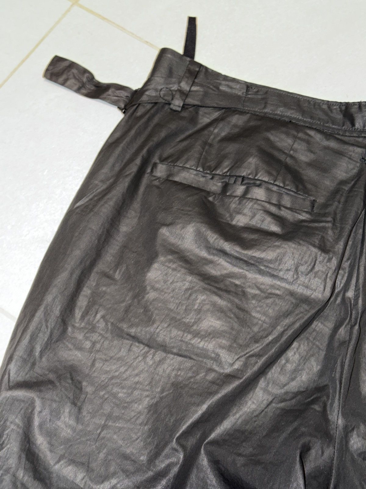 Other Archive waxed coated shorts Size US 34 / EU 50 - 5 Thumbnail