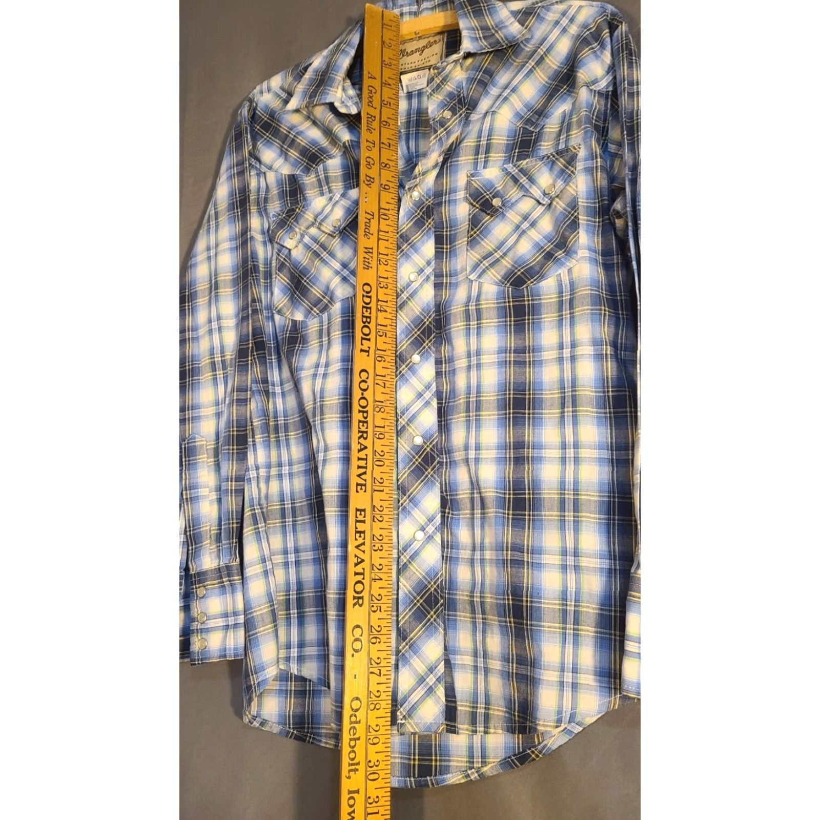 Wrangler VINTAGE Wrangler Shirt Western Plaid Pearl Snap Blue White Mens Medium Long Sleeve Button-Up Gr... Size US M / EU 48-50 / 2 - 6 Thumbnail