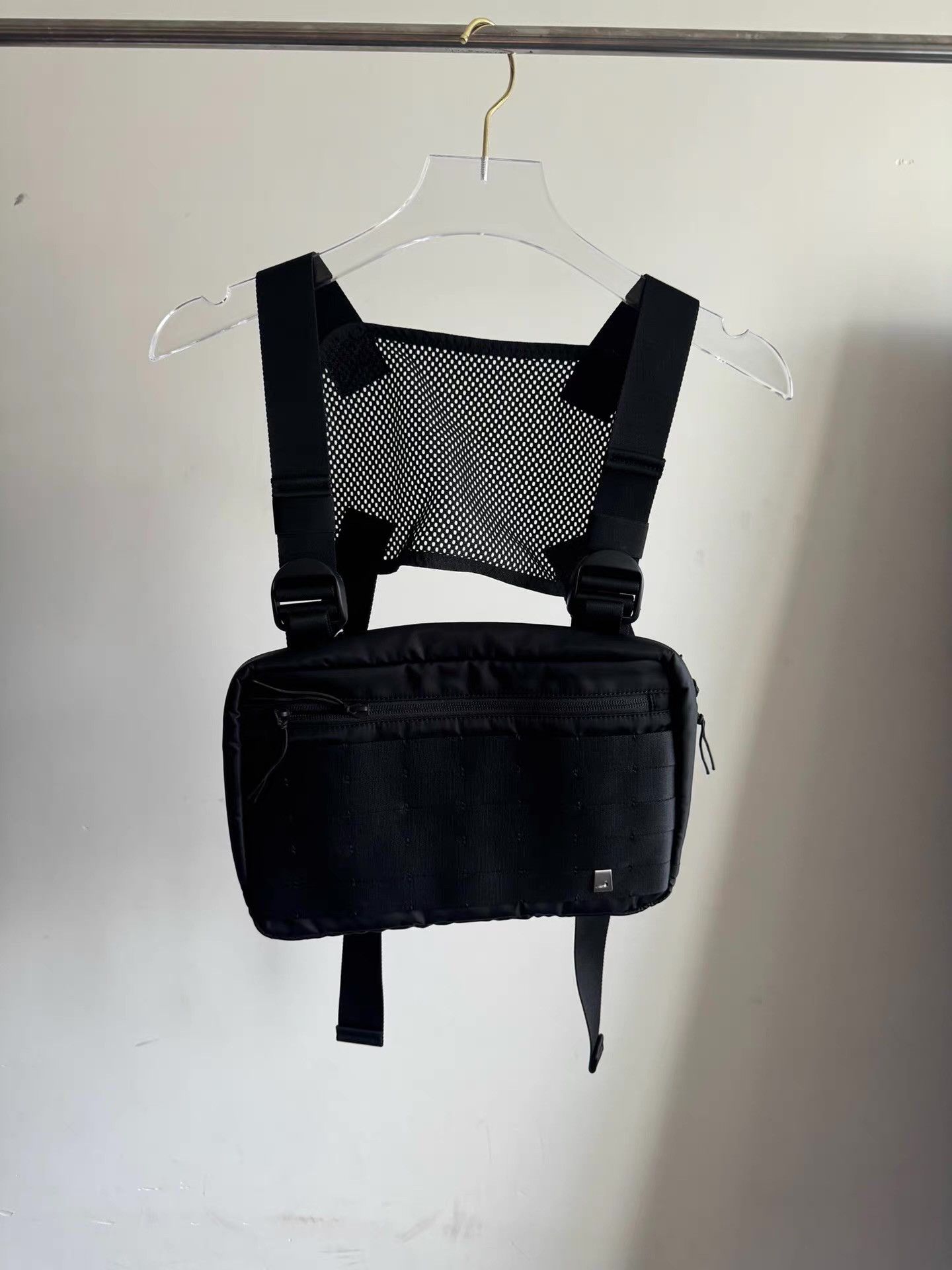 1017 ALYX 9SM 1017 ALYX 9sm Tactical Vest Bag Q17 Size ONE SIZE - 1 Thumbnail