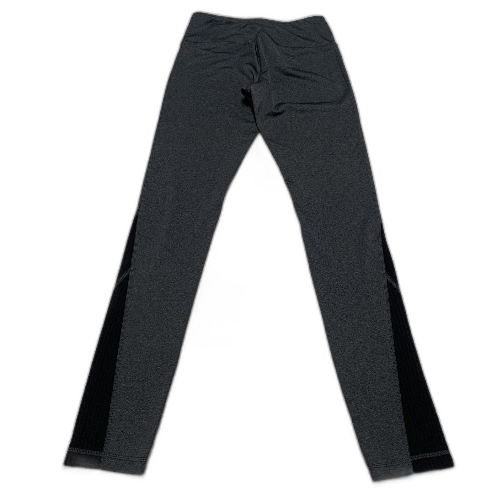 Reebok Reebok Women's Size X-Small Gray Black Athletic Leggings Size 26" / US 2 / IT 38 - 2 Thumbnail