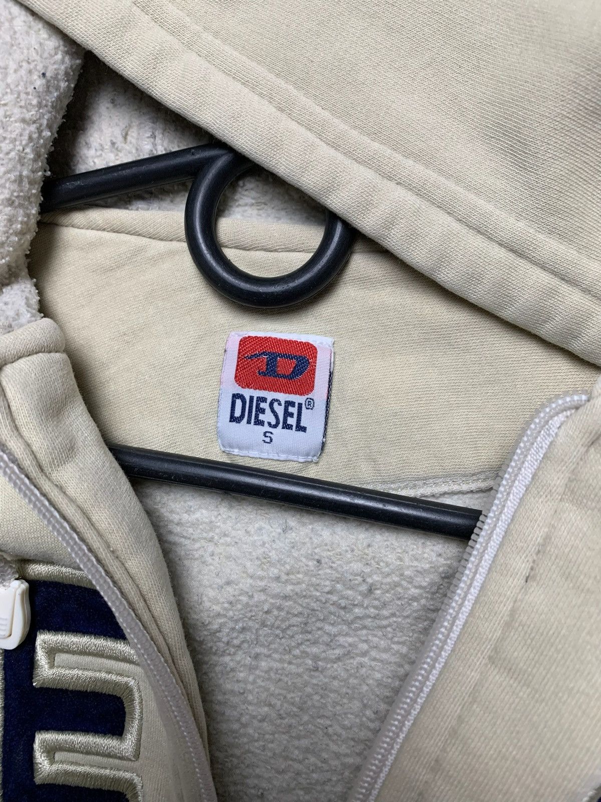 Vintage Vintage Diesel zip hoodie size S/M lemon big logo Size US S / EU 44-46 / 1 - 3 Thumbnail