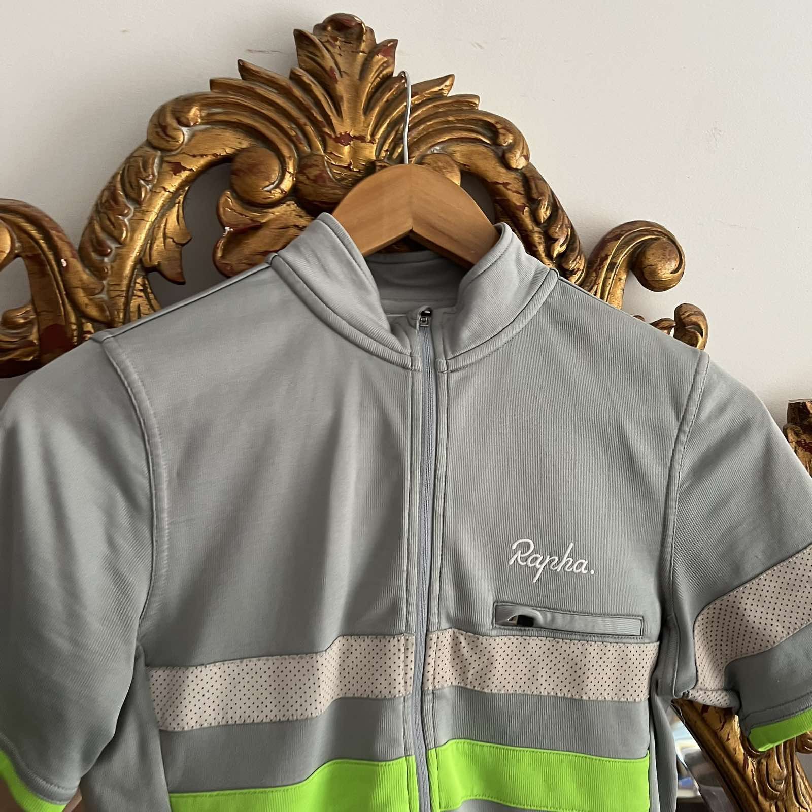 Rapha Vintage sportswear velo Rapha Cycling Jersey Sz S Size US S / EU 44-46 / 1 - 3 Thumbnail