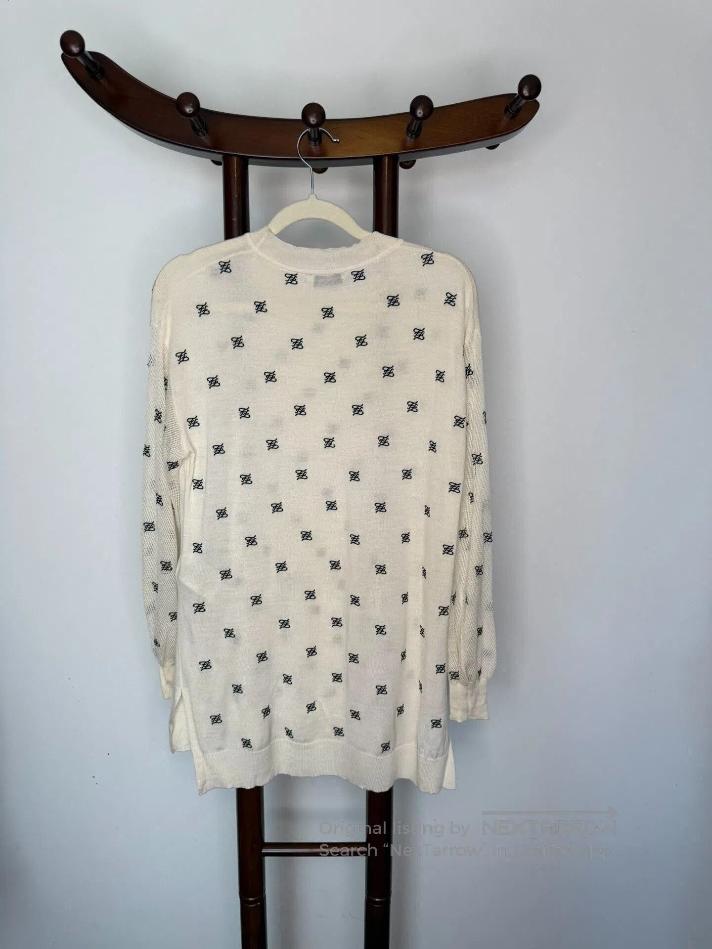 Fendi Fendi Logo Embroidered Loose Sweater. Size US S / EU 44-46 / 1 - 3 Thumbnail