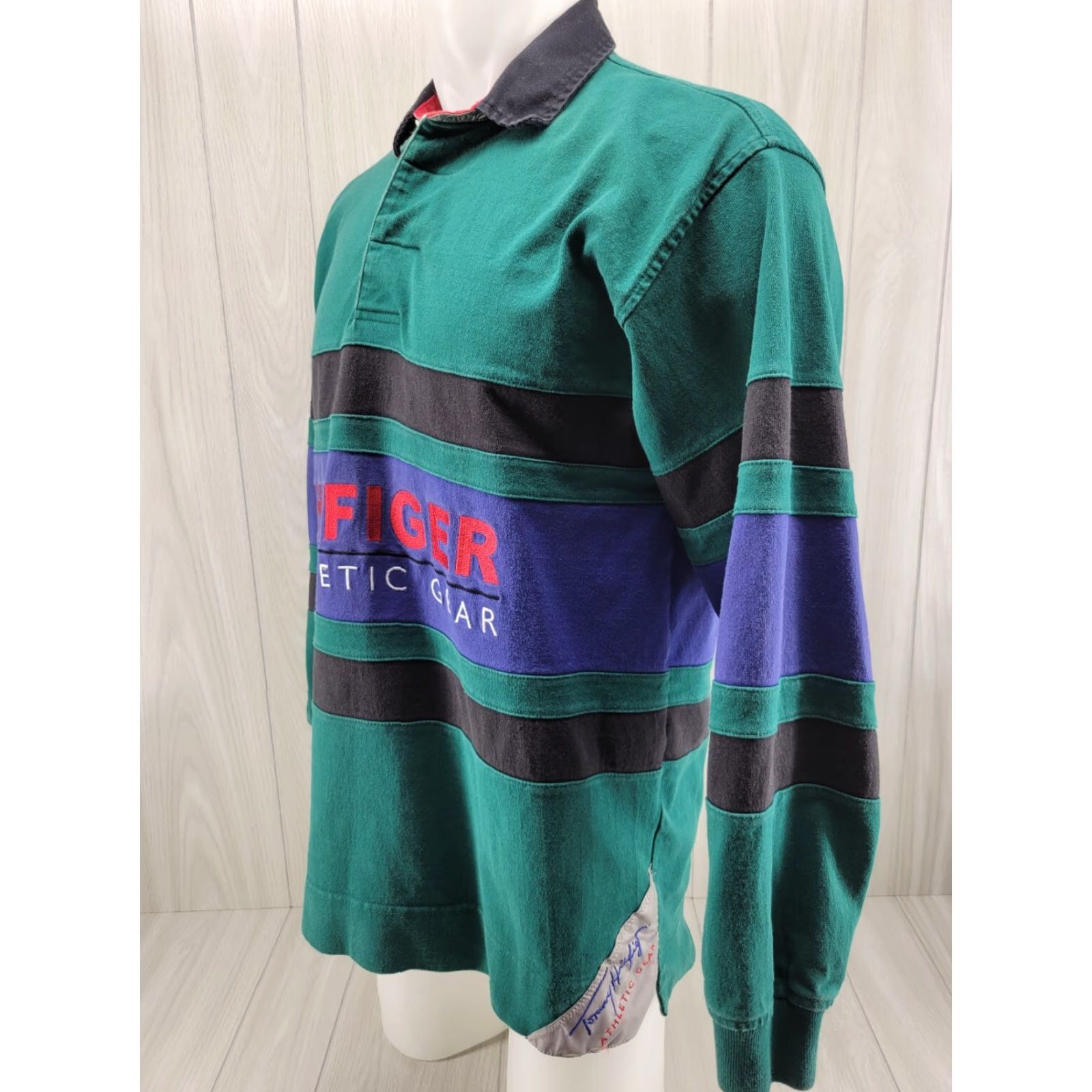 Tommy Hilfiger VTG Tommy Hilfiger Athletic Gear Polo Long Sleeve Color Block Size Med Shirt Mens Color Green 1990s Rugby Athletic Shirt Size US M / EU 48-50 / 2 - 2 Thumbnail