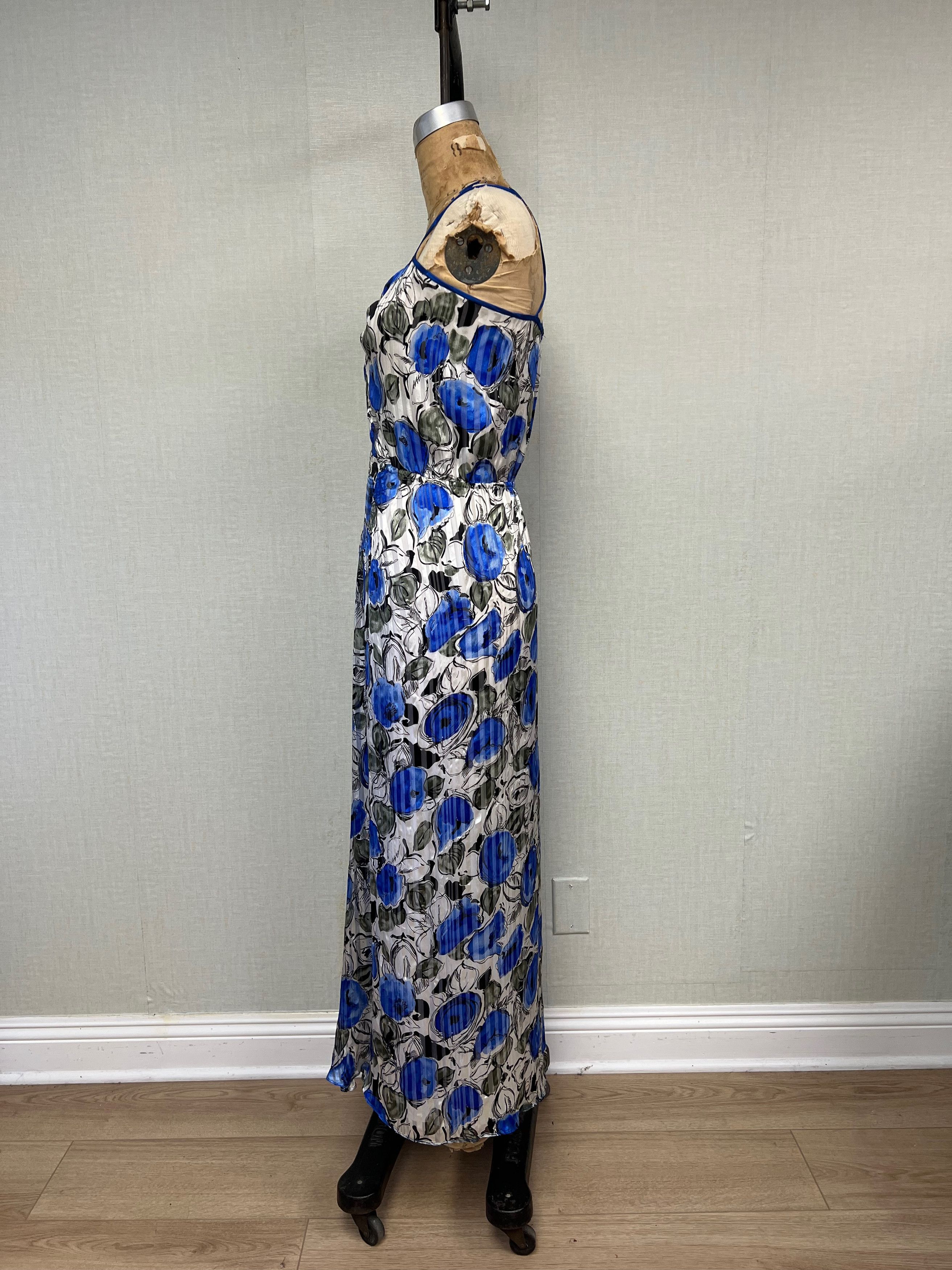 Vintage EUC Vintage 80s Sheila de Vries Silk Floral Maxi Dress Size M / US 6-8 / IT 42-44 - 4 Thumbnail