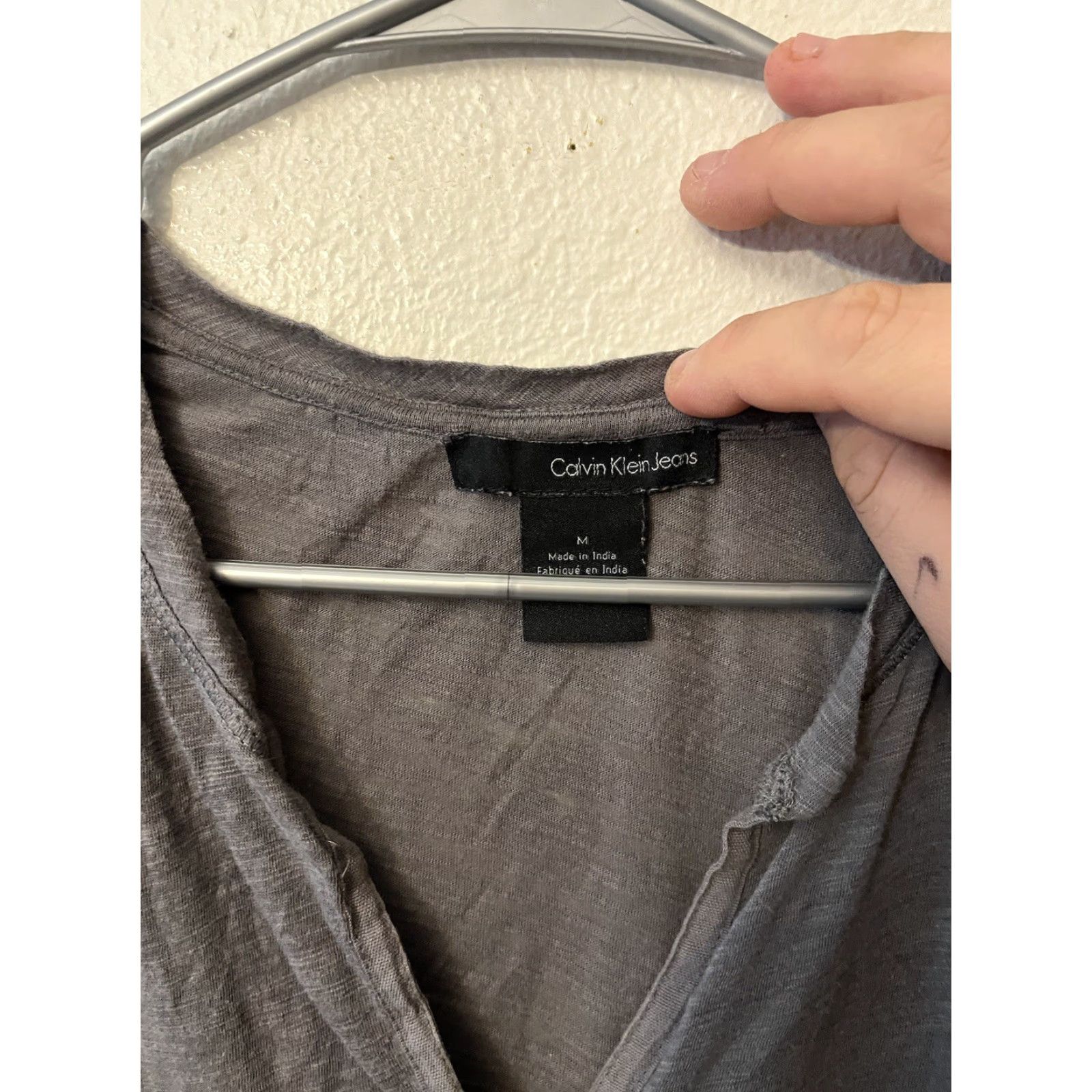 Calvin Klein Calvin Klein Gray Knit Shirt Long Sleeve V Neck Loose Fit Pullover Casual Ladies Medium Size M / US 6-8 / IT 42-44 - 3 Thumbnail