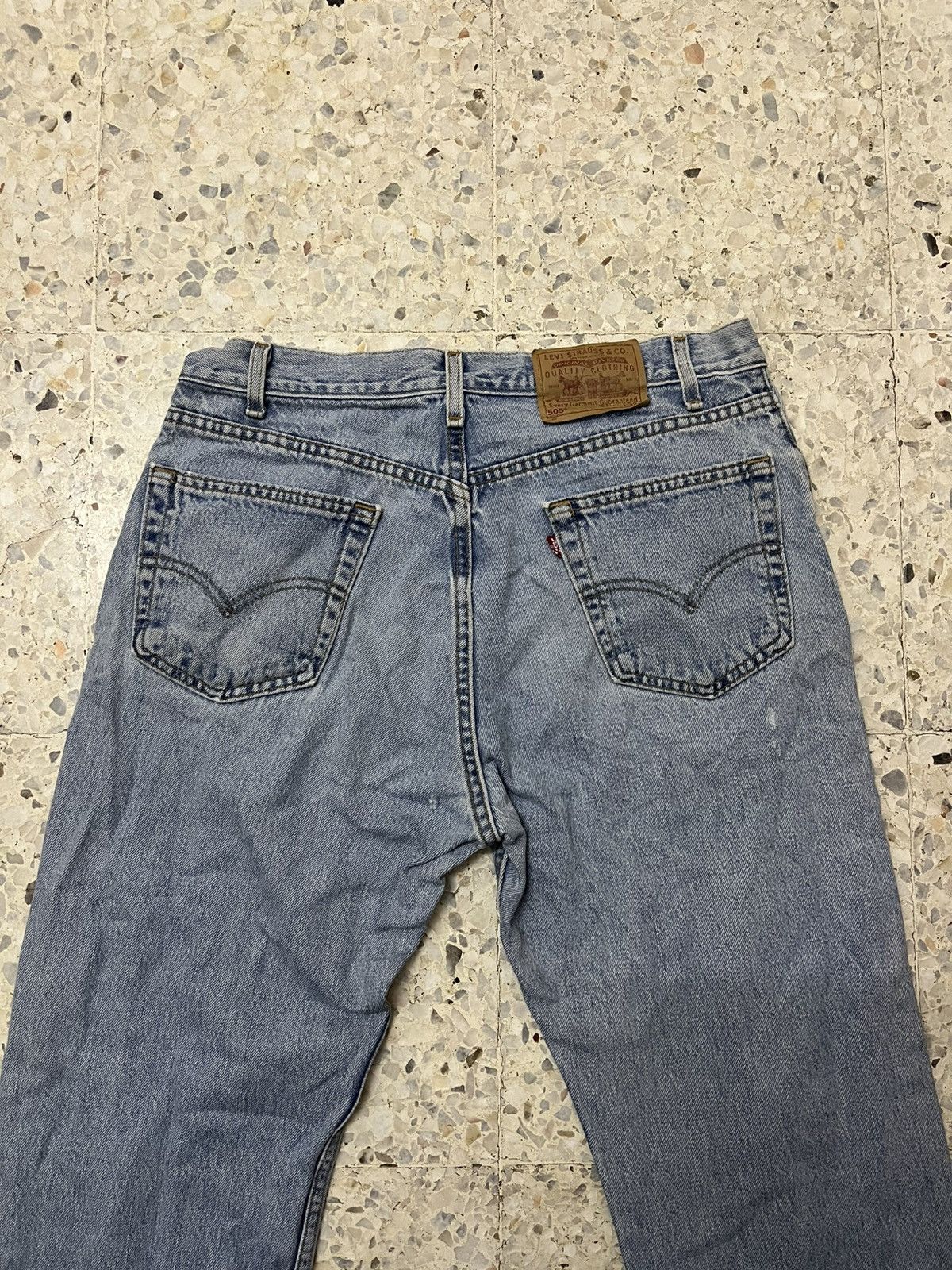 Levi's Vintage Clothing Vintage 90s light blue wash Levi’s 505 faded Size US 35 - 3 Thumbnail