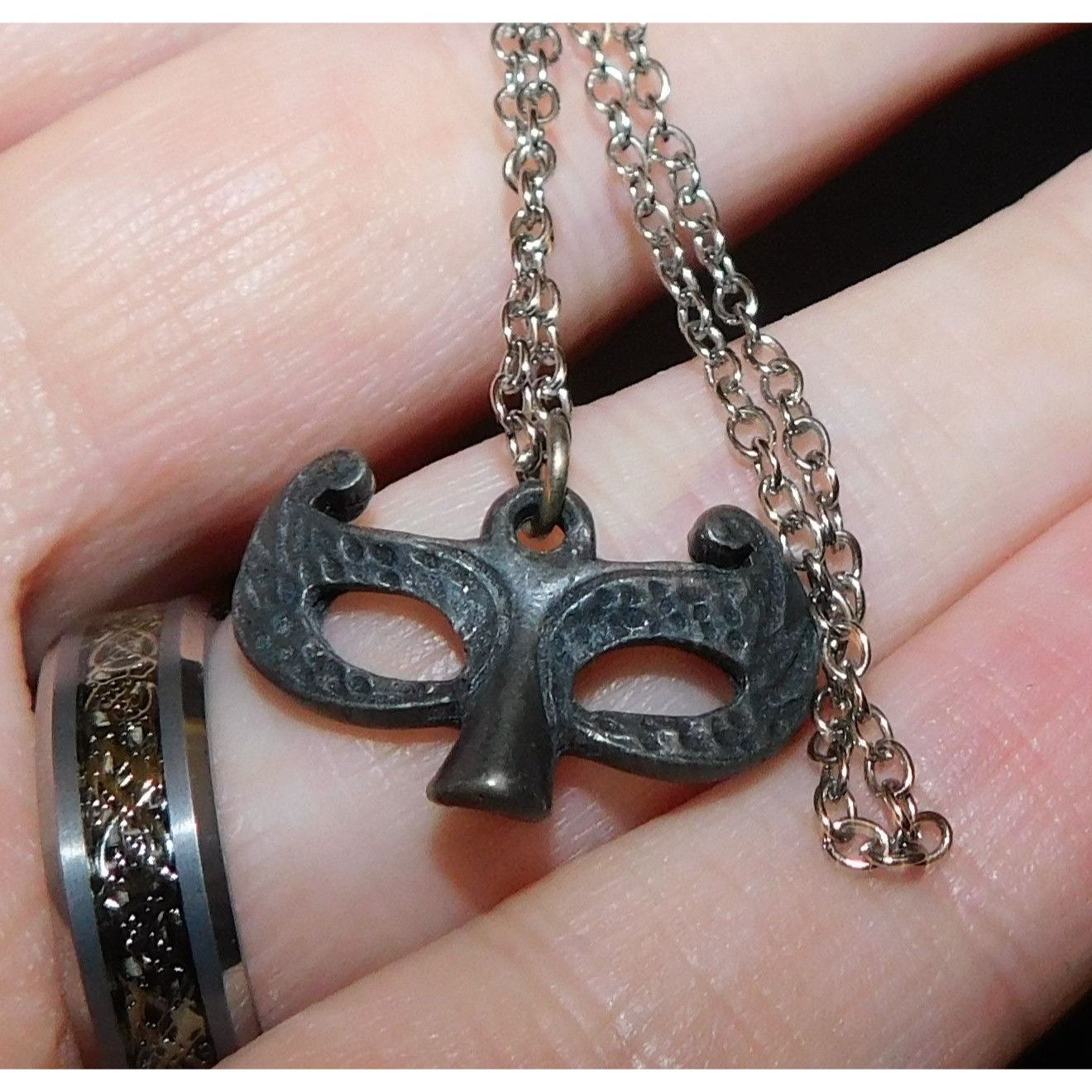 Other Dainty Masquerade Mask Pendant Necklace Size ONE SIZE - 3 Thumbnail