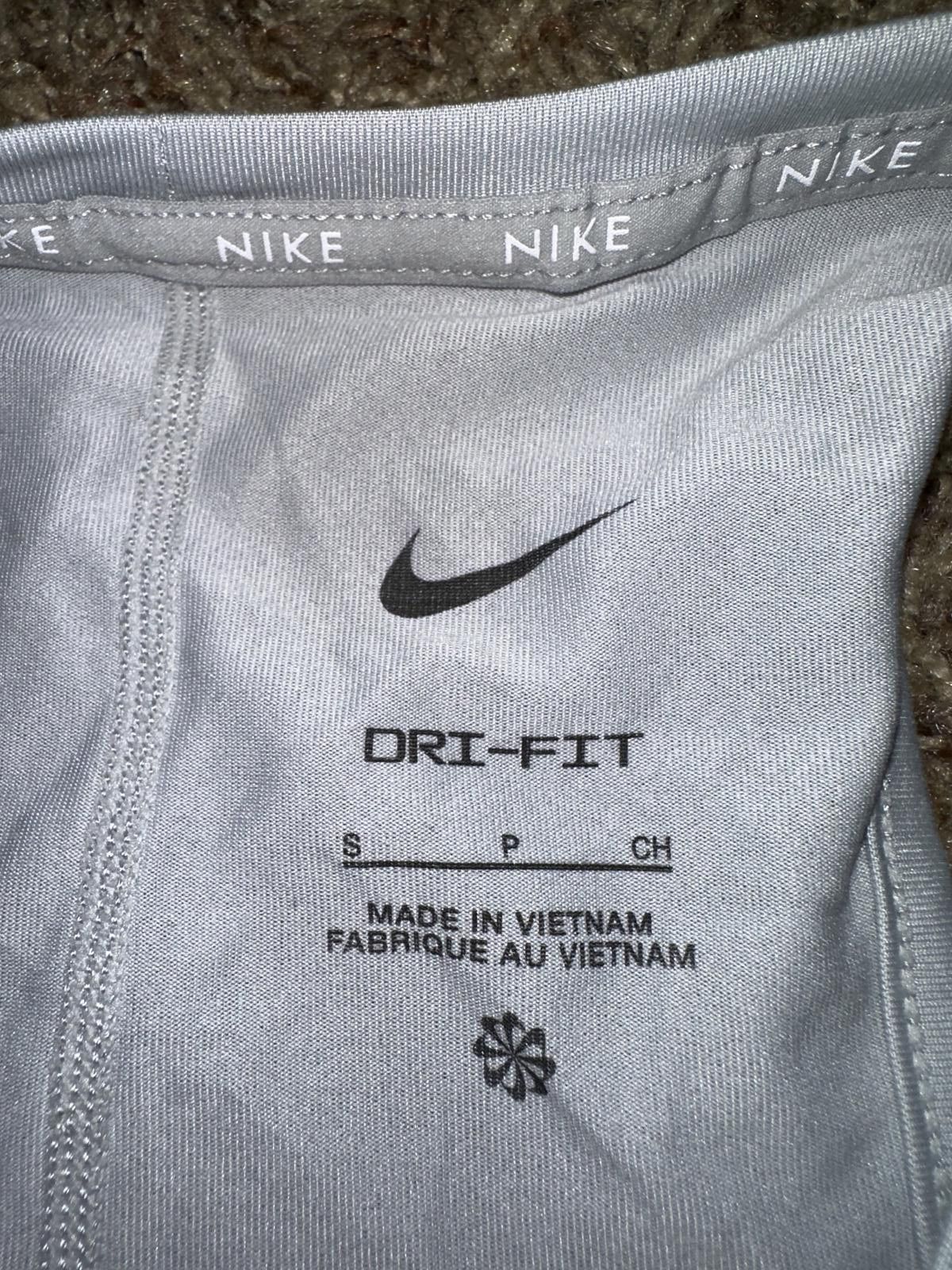 Nike Nike Big Kids (Girl’s) One Gray Tank Top Sample Size S / US 4 / IT 40 - 3 Thumbnail