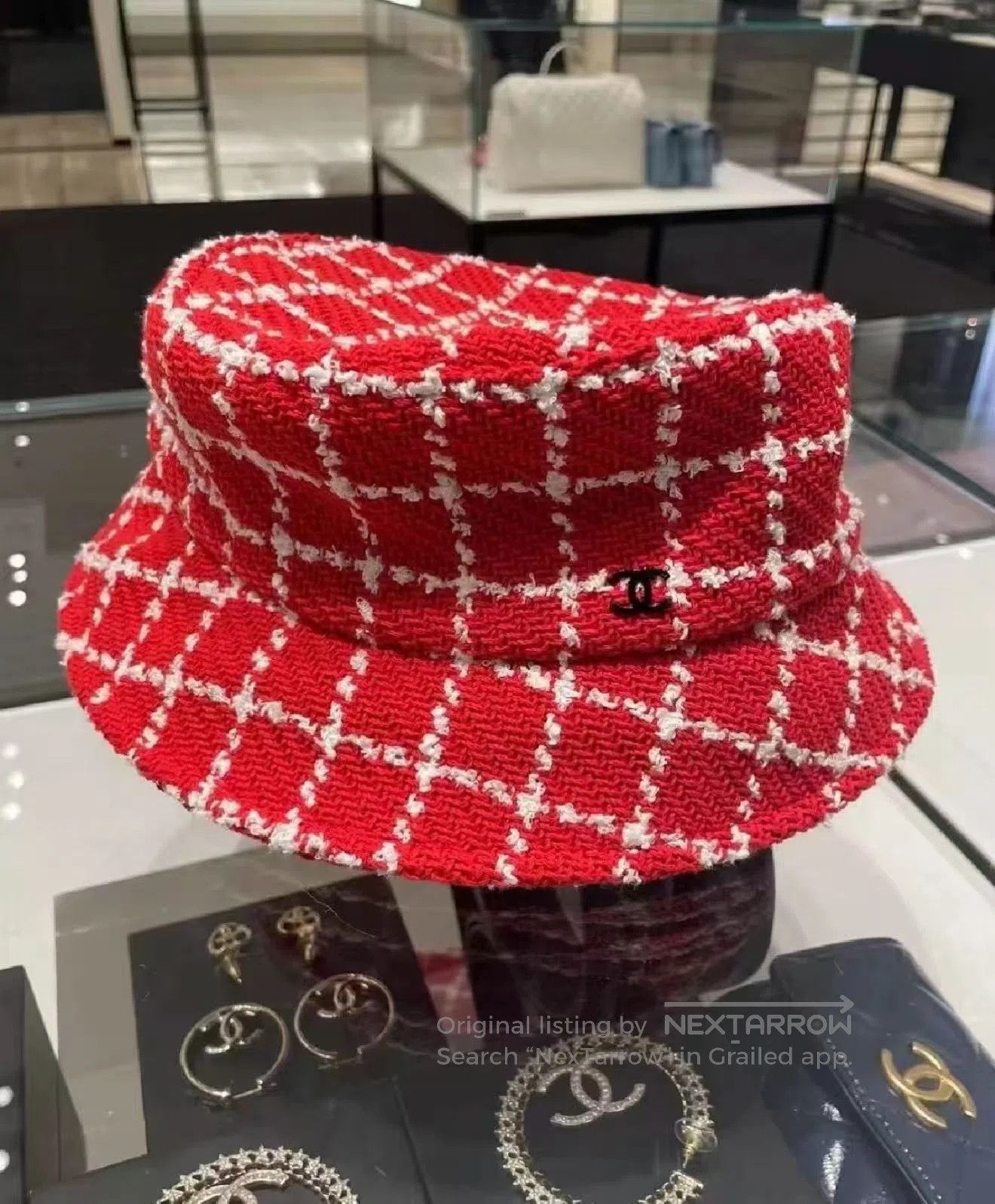 Chanel Chanel Red Plaid Wool Bucket Hat. Size ONE SIZE - 4 Thumbnail