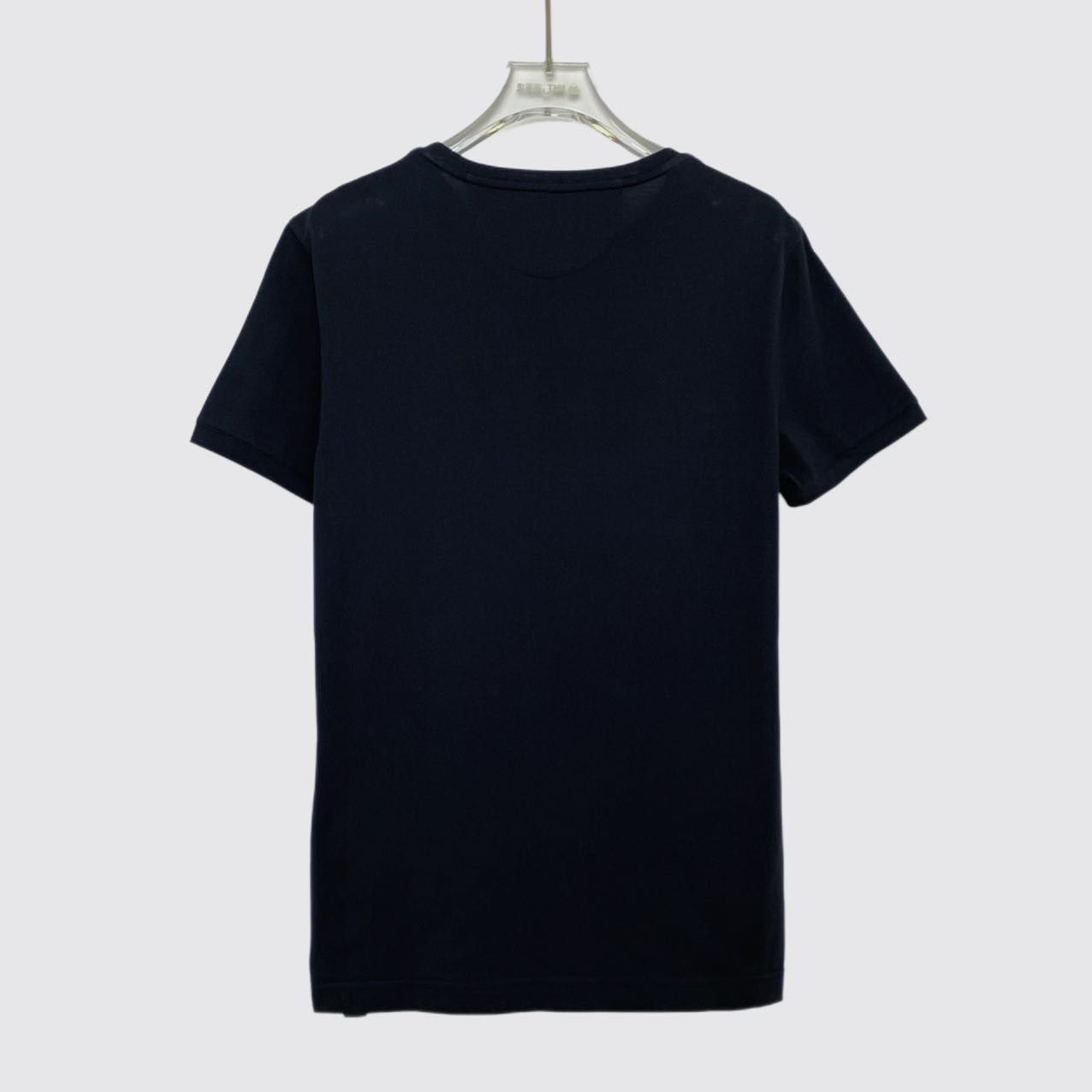 Fendi Fendi Minimalist Classic Black T-shirt K26WX Size US XS / EU 42 / 0 - 2 Thumbnail