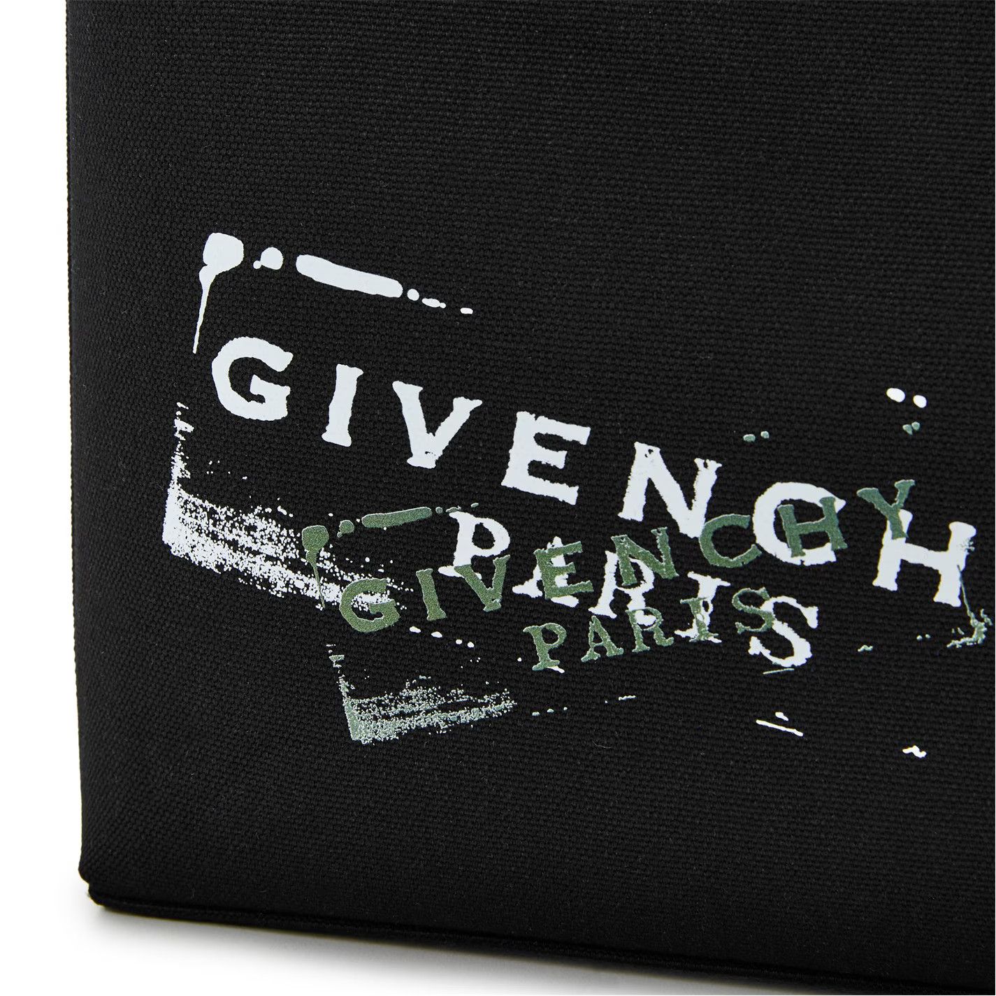 Givenchy o1g2r1mq0426 Size: OS / Canvas Wash Bag in Black Size ONE SIZE - 5 Thumbnail