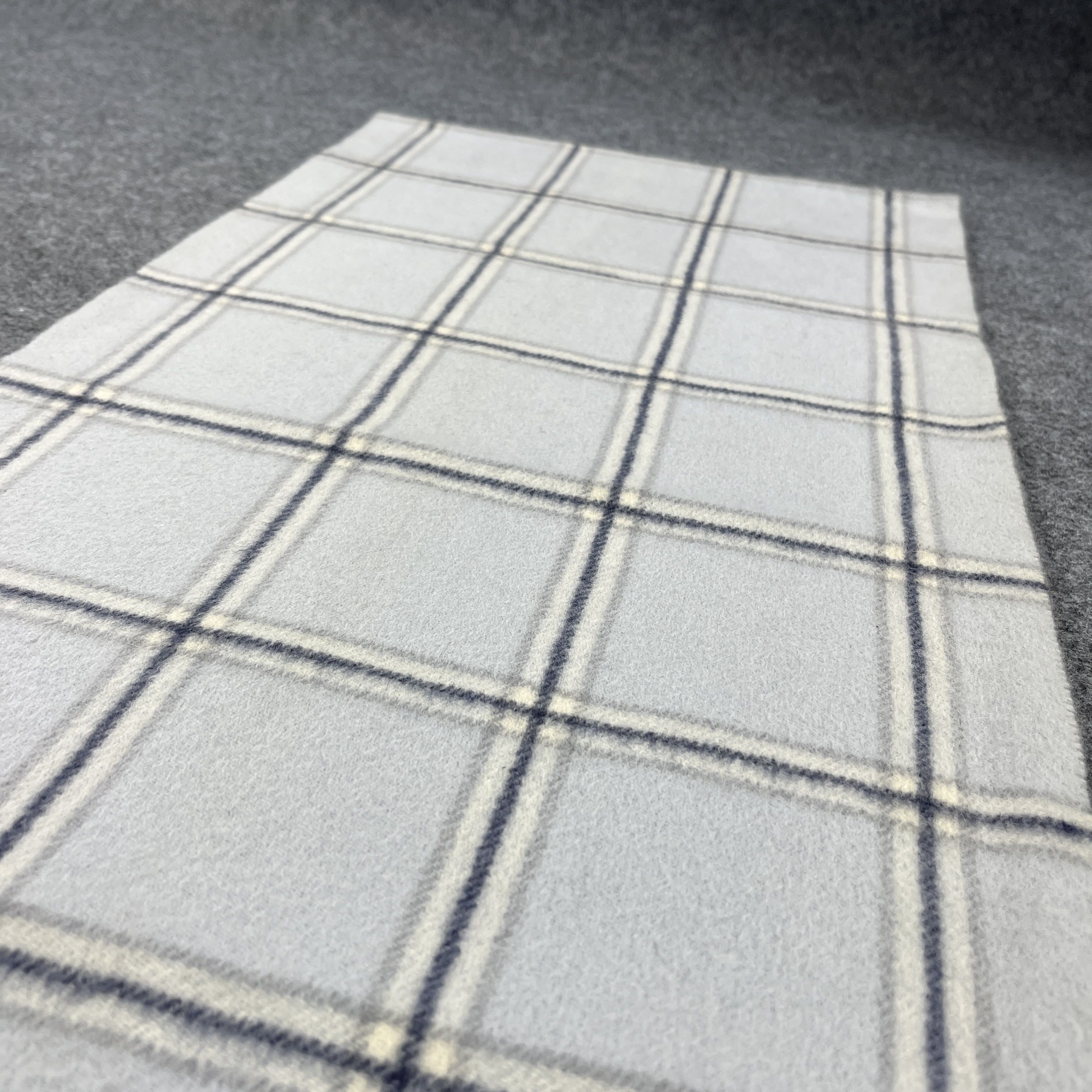 Aquascutum Aquascutum Scarf / Muffler / Neckwear Size ONE SIZE - 8 Thumbnail